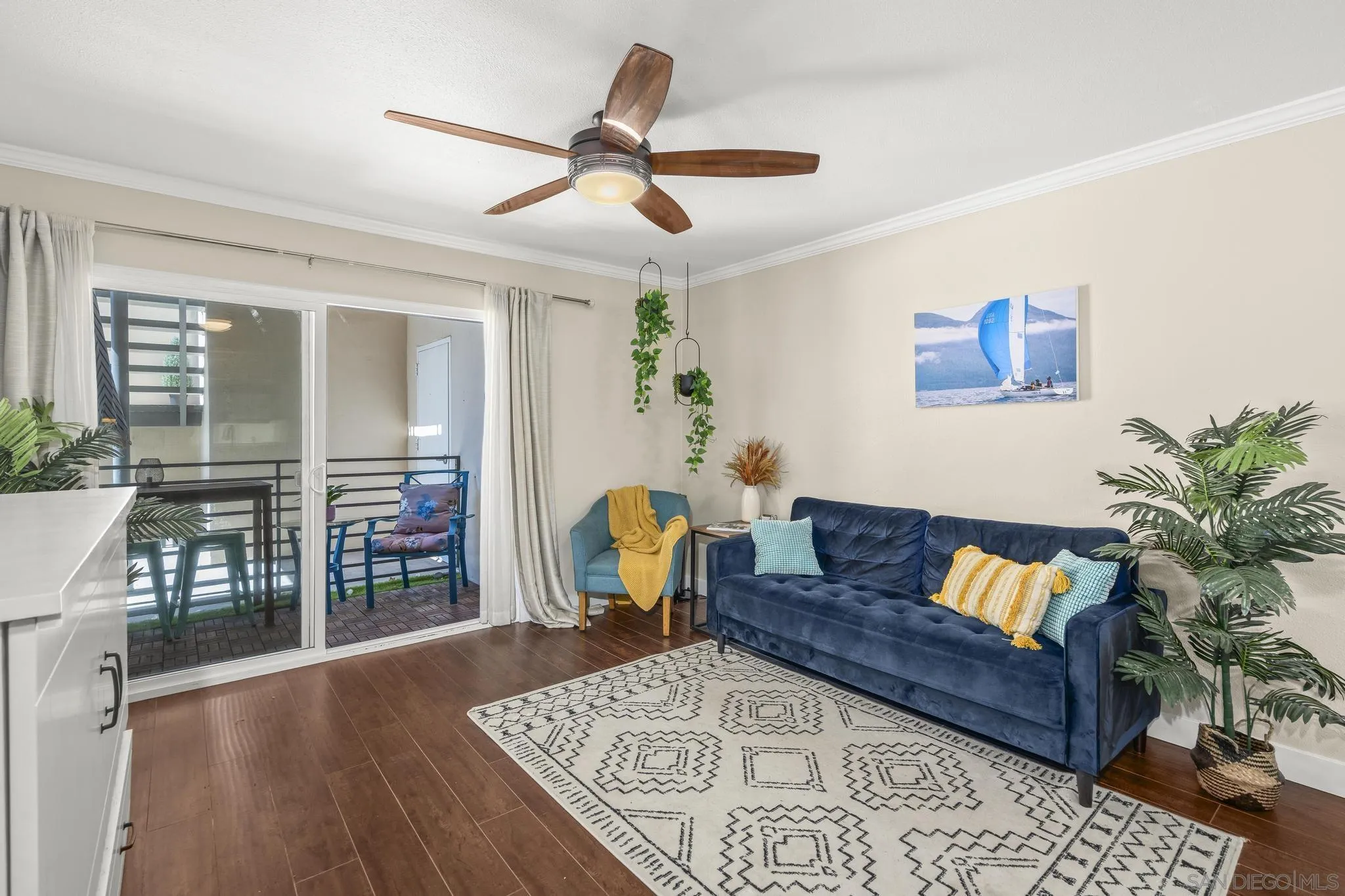 https://cdn.realtyfeed.com/cdn/127/260021948/f152d983b69d665fa8c3025f2aae31d0.webp