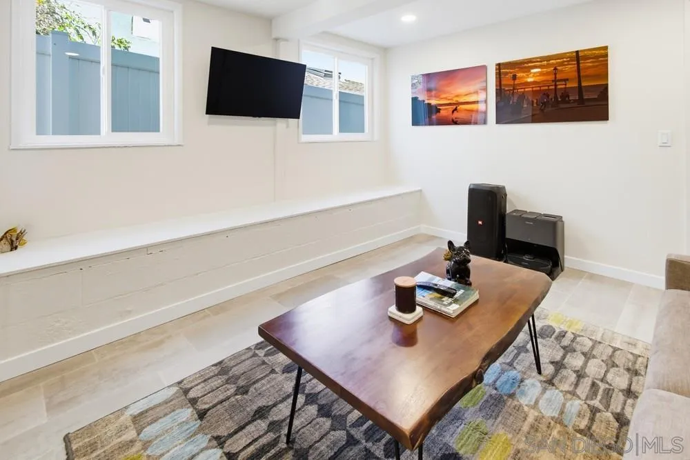 https://cdn.realtyfeed.com/cdn/127/260021953/26bcb4dcd5cac10bb02e53f32671c225.webp