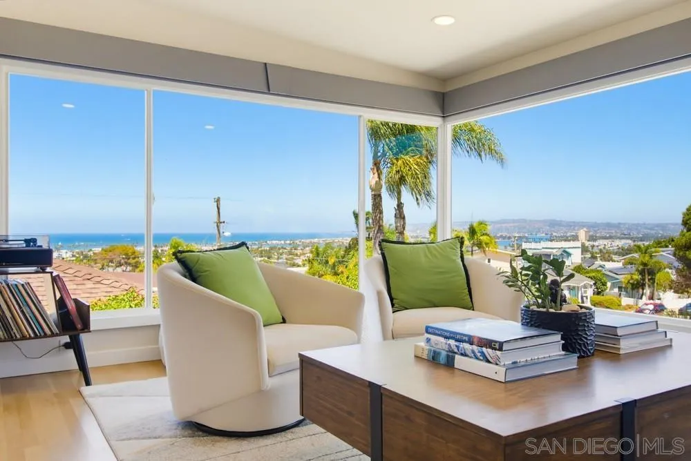 https://cdn.realtyfeed.com/cdn/127/260021953/4cc4e73a92214e9ae6b466d39a185822.webp