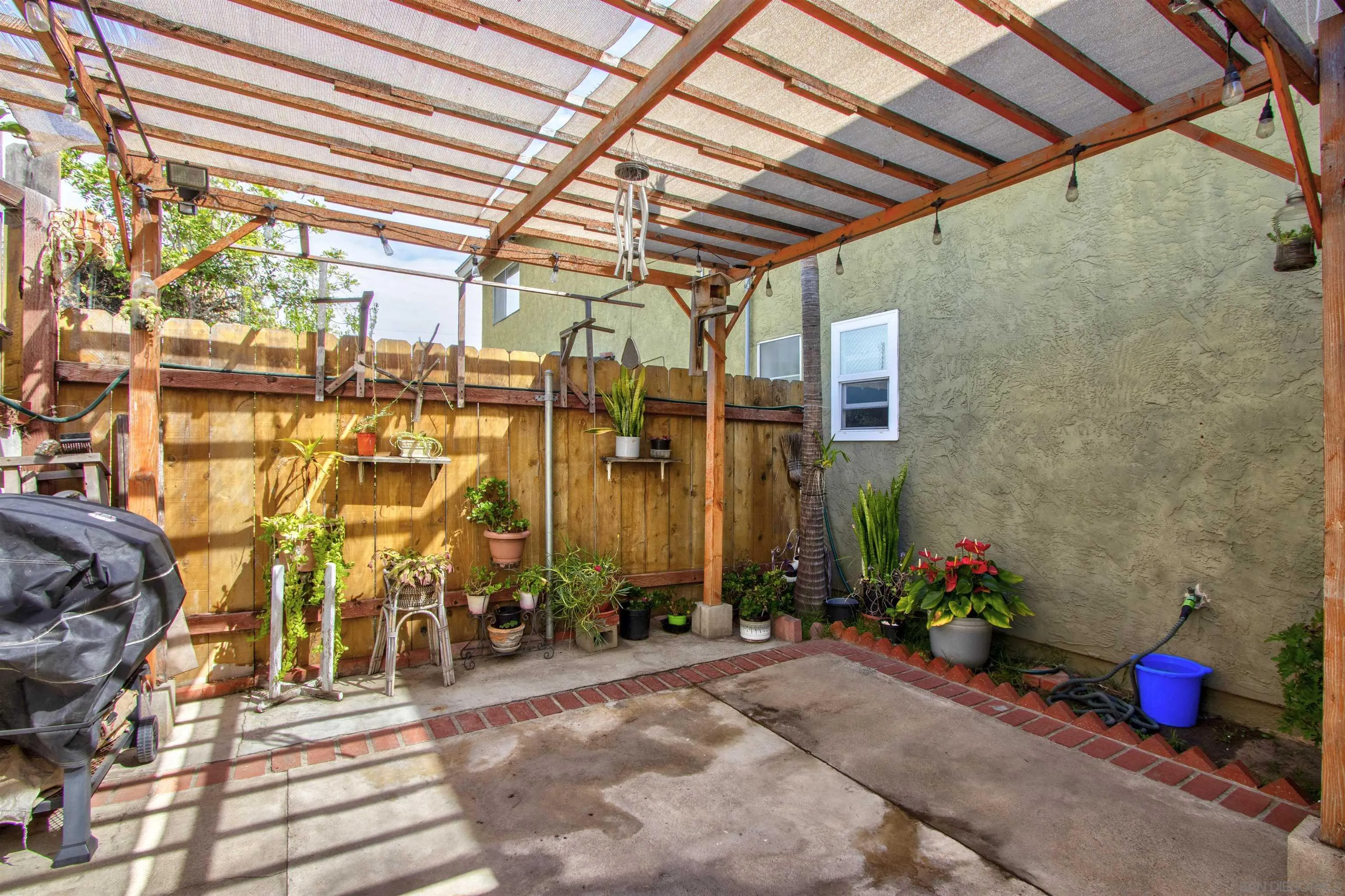https://cdn.realtyfeed.com/cdn/127/260021967/1caa3607111acc6b6459f21a2335c4dc.webp