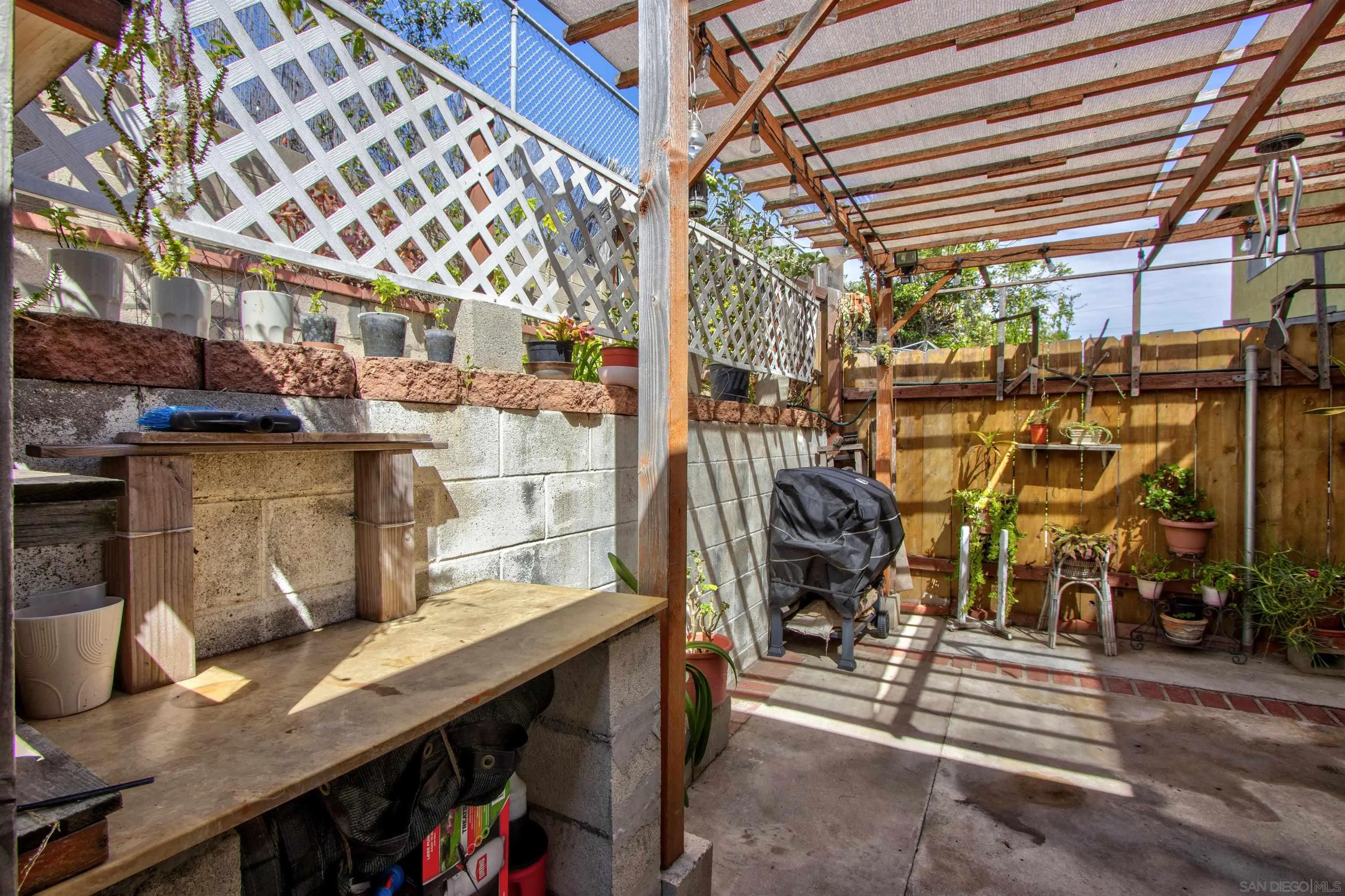 https://cdn.realtyfeed.com/cdn/127/260021967/4d52983245459806173de9e2a6ea1a92.webp