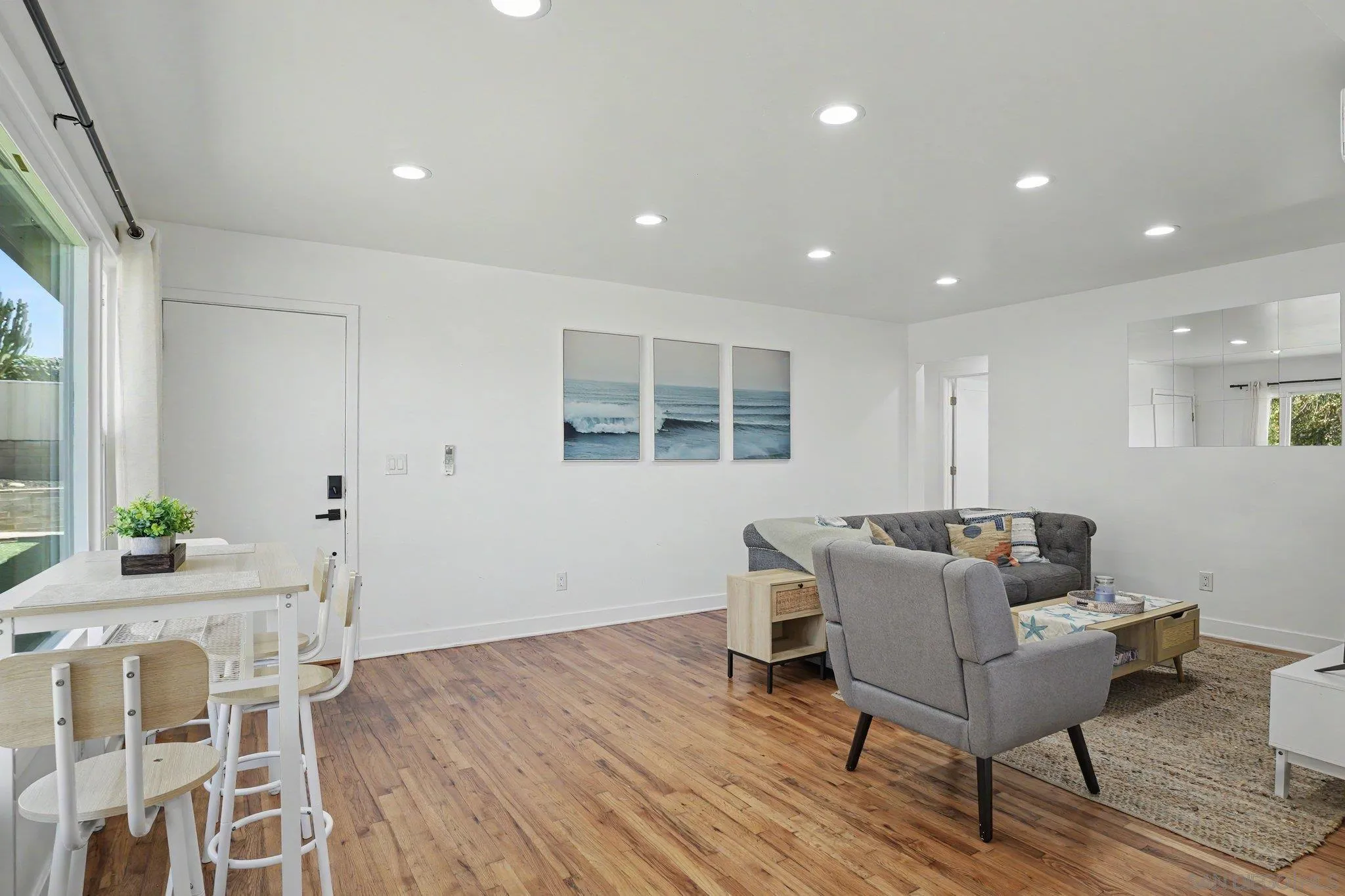 https://cdn.realtyfeed.com/cdn/127/260021976/282f1eaa7a96069bfde21326c6189597.webp