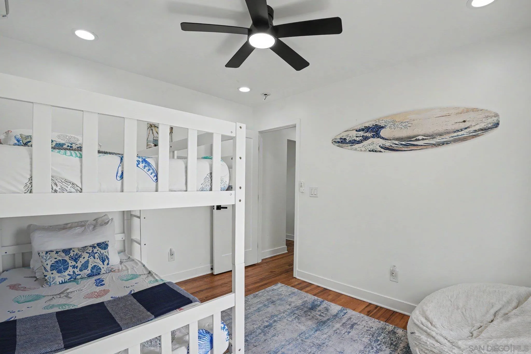 https://cdn.realtyfeed.com/cdn/127/260021976/709591f11a314b902757109fc6cdf62d.webp