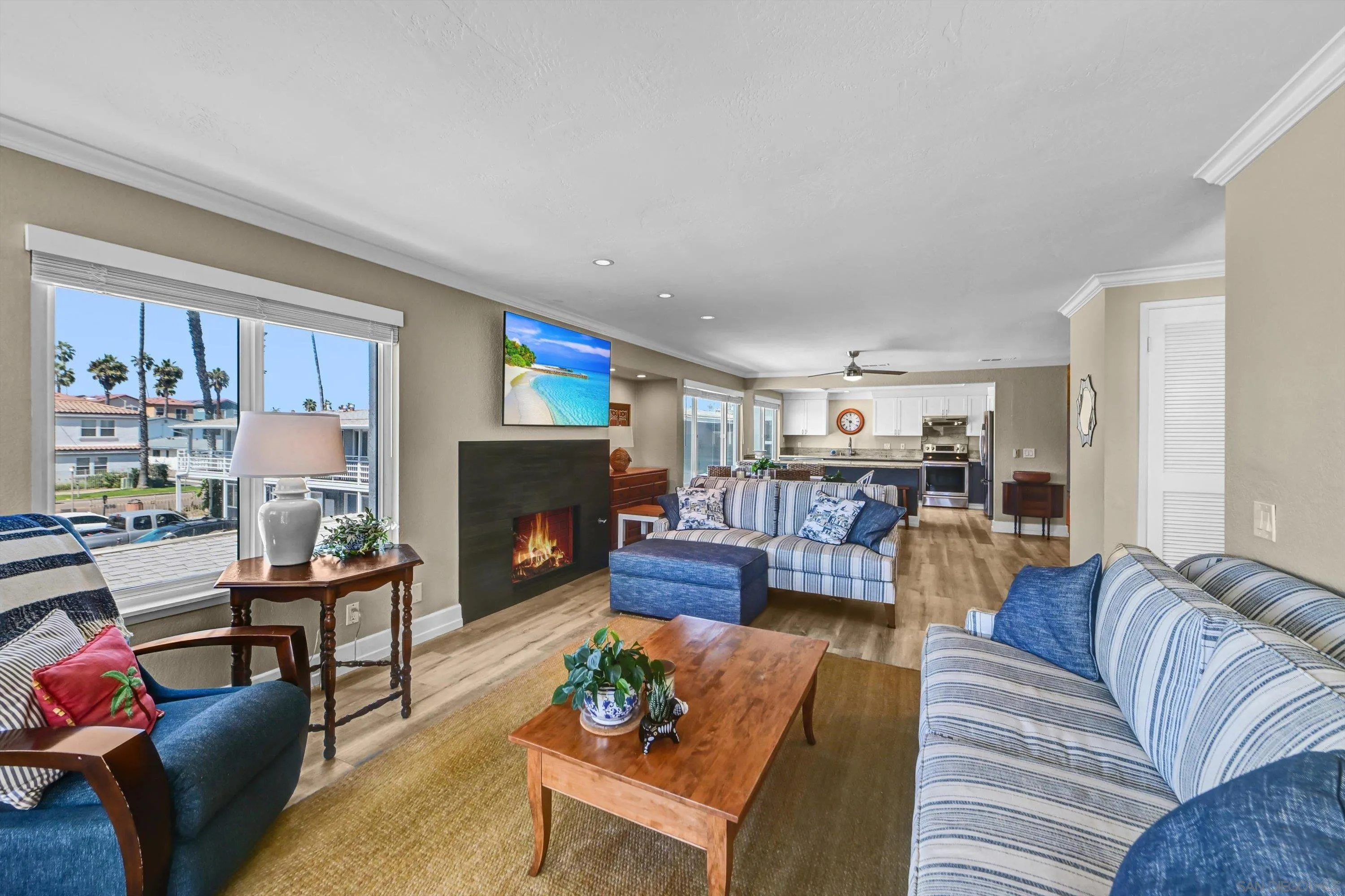https://cdn.realtyfeed.com/cdn/127/260021980/8f37d060aa2b1411c3237ddcb784a348.webp