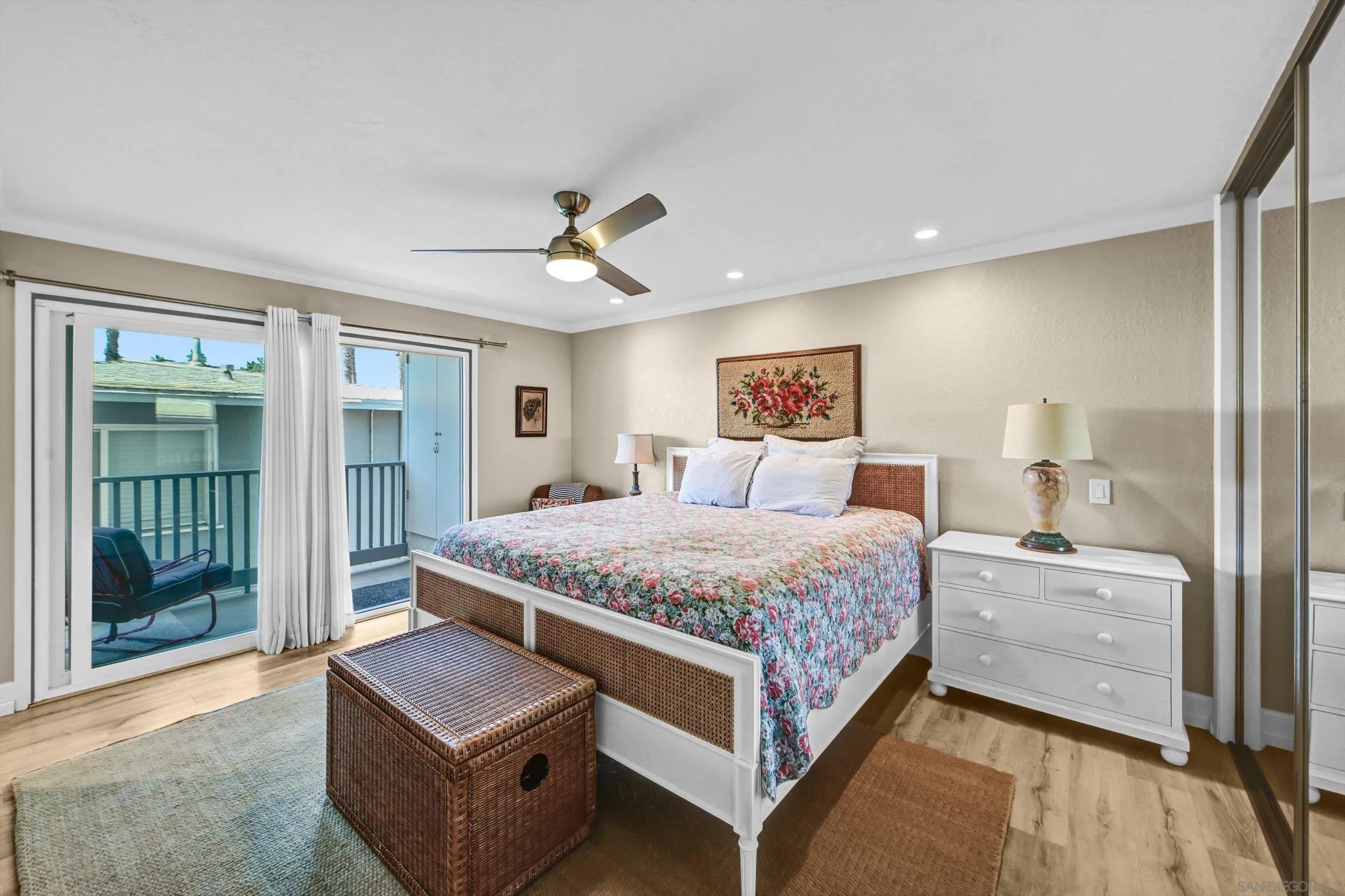 https://cdn.realtyfeed.com/cdn/127/260021980/93879cde5355c7438fd58b112110fe5a.webp