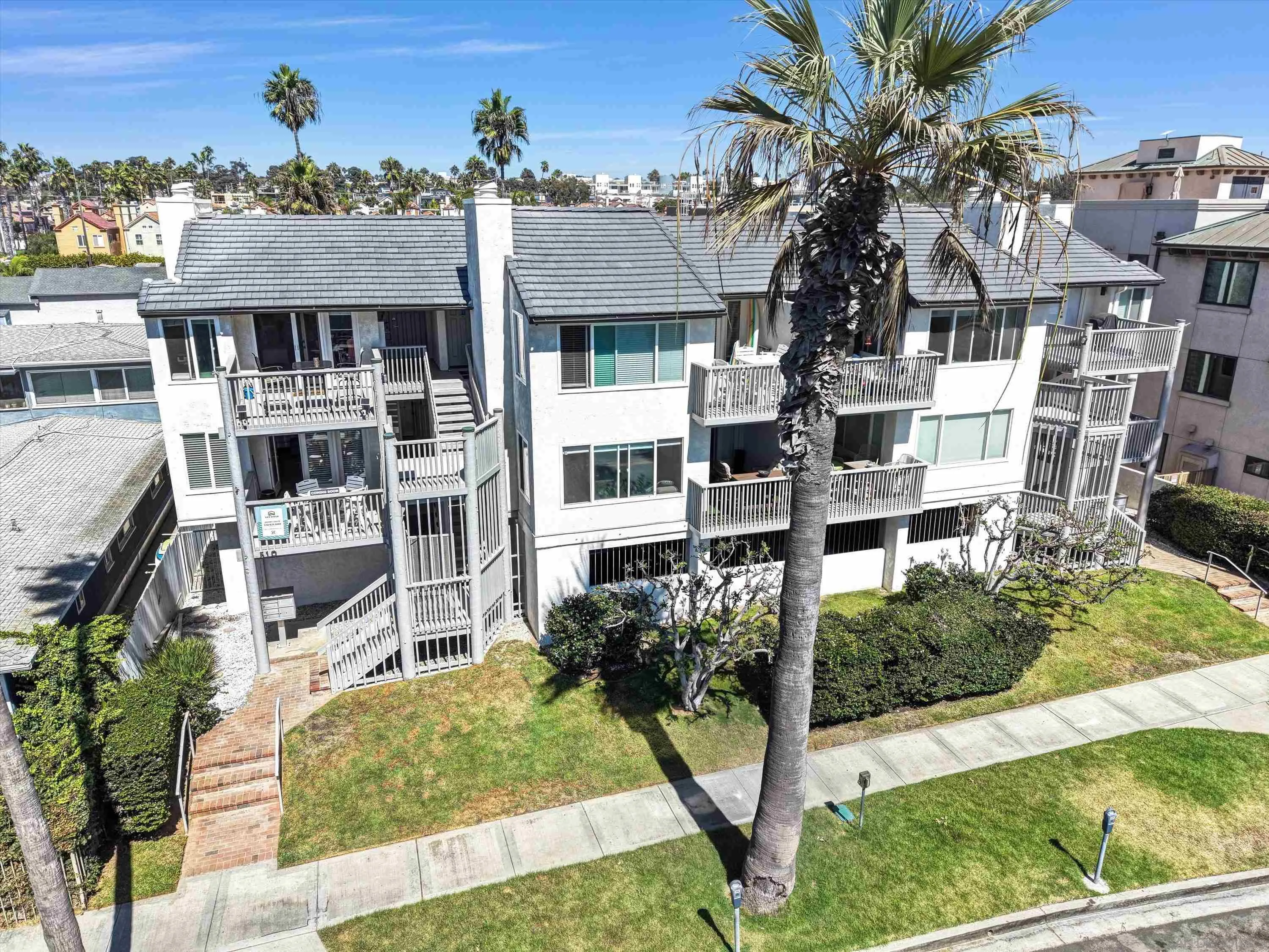 https://cdn.realtyfeed.com/cdn/127/260021980/a396190beb293f144ea22fa572e8b26c.webp