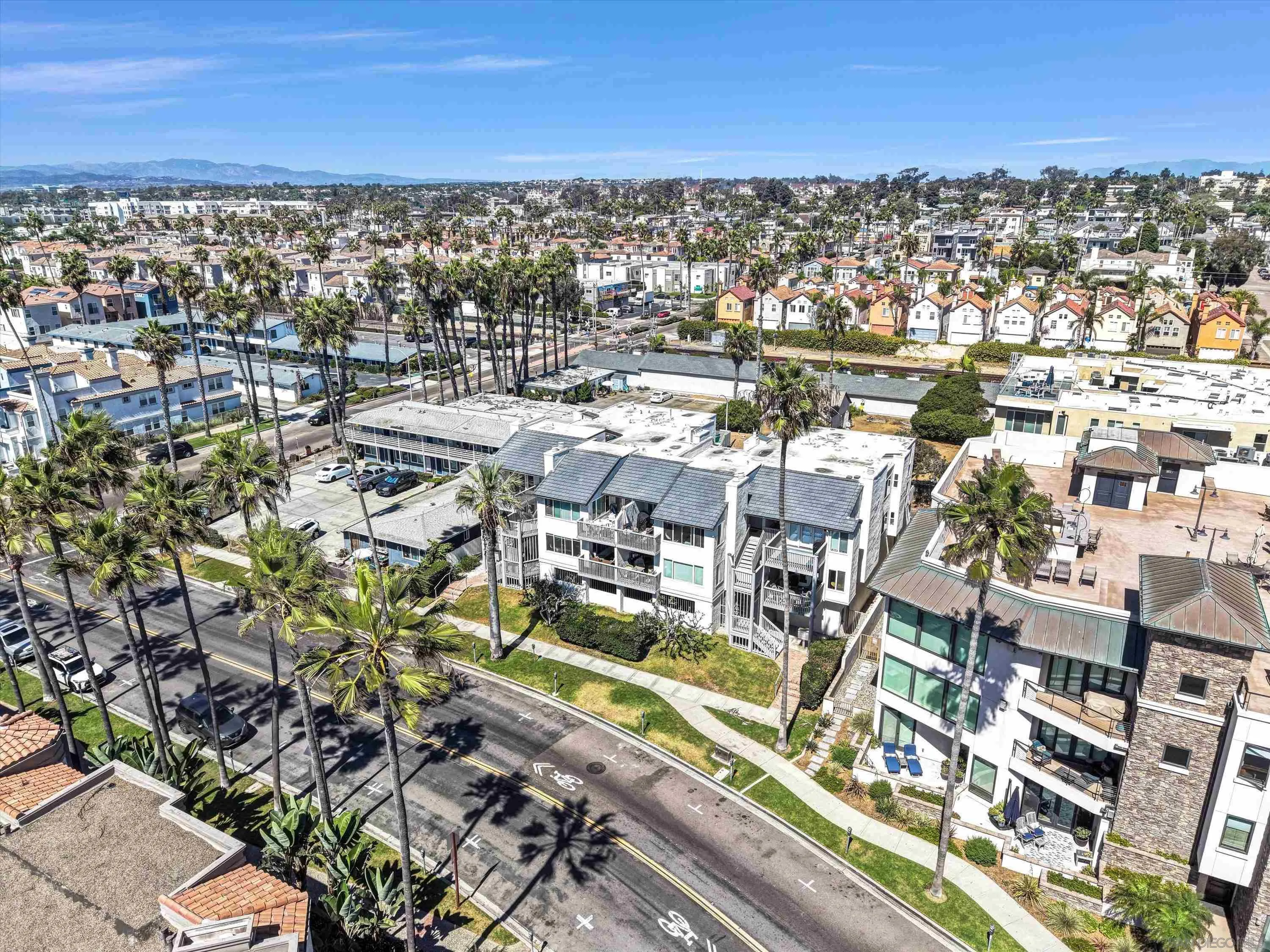 https://cdn.realtyfeed.com/cdn/127/260021980/bb81277d97cd9fb2fb2ff08f819590be.webp