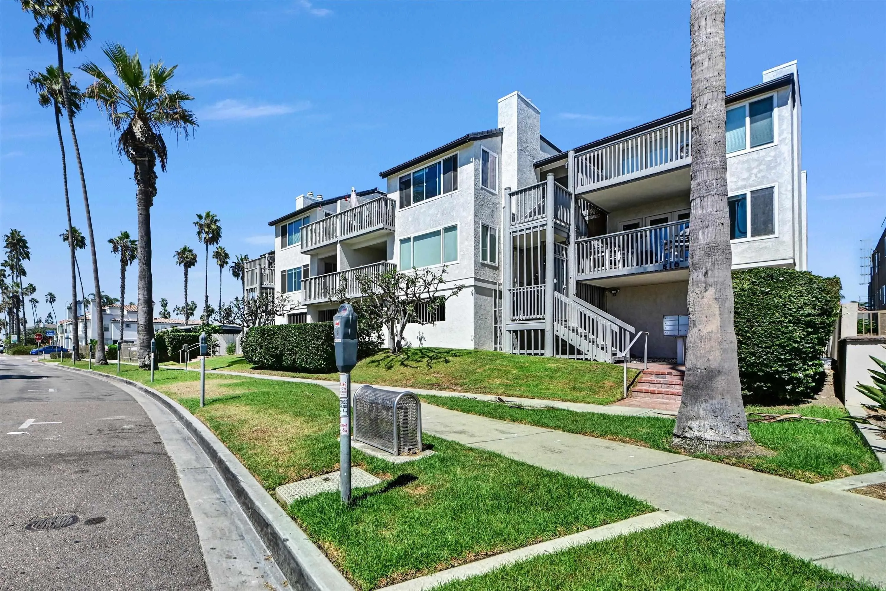 https://cdn.realtyfeed.com/cdn/127/260021980/ddc2ed416a8b12c0e11764fa5d3c02f3.webp