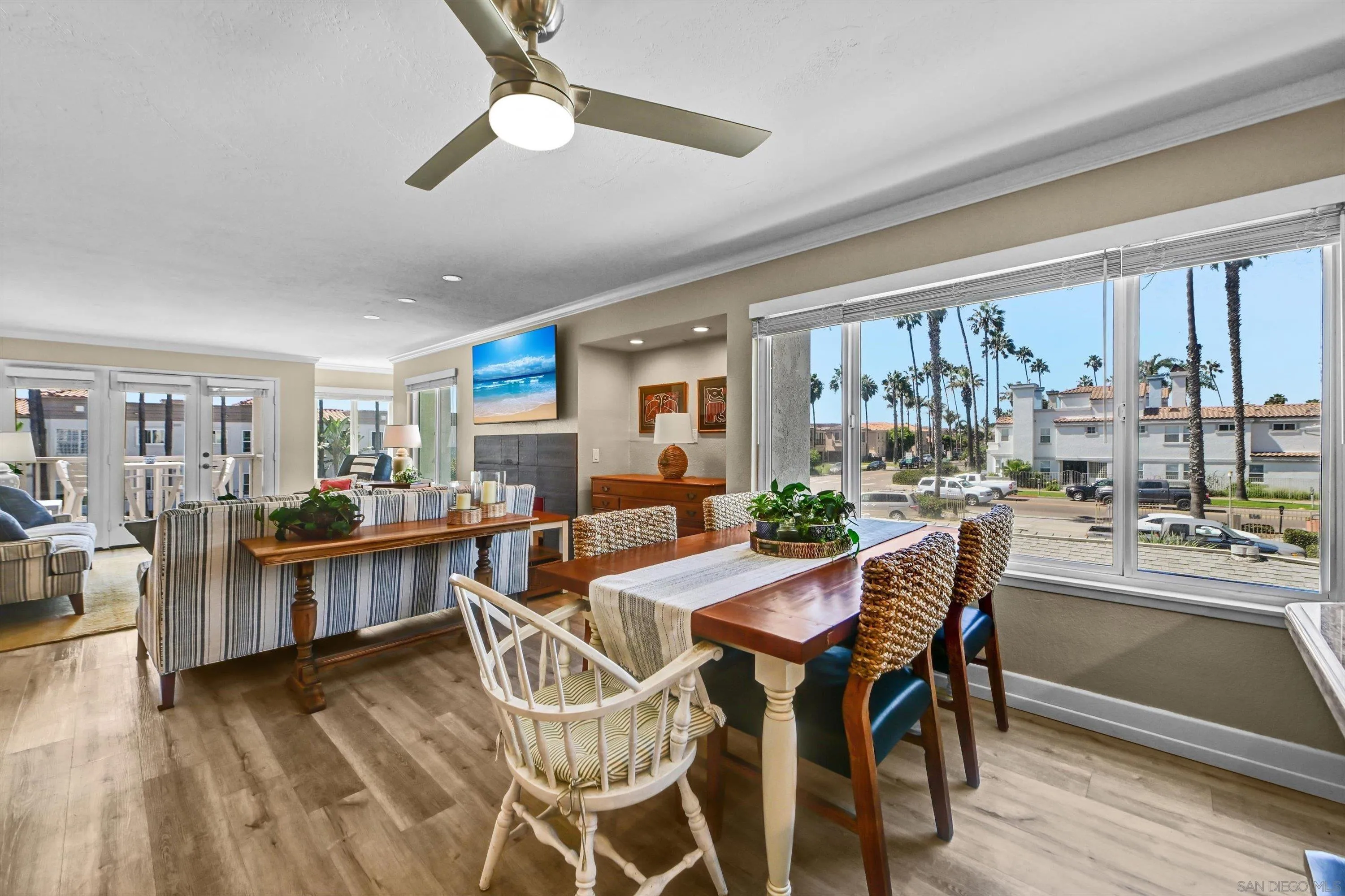 https://cdn.realtyfeed.com/cdn/127/260021980/e8548185bdca814fe4ea88da341c71c7.webp