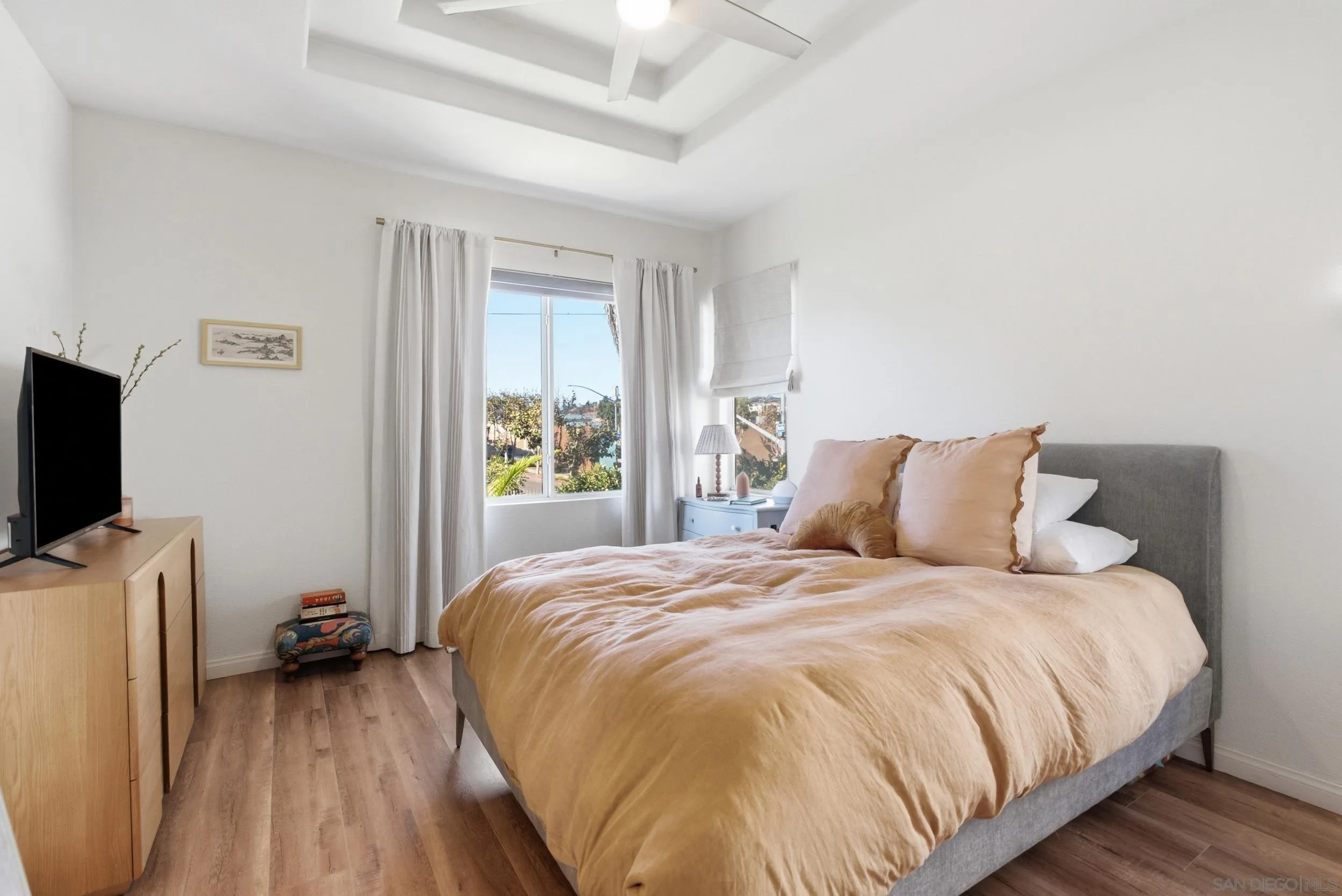 https://cdn.realtyfeed.com/cdn/127/260021981/174530aba83e607a44848309cbd92e39.webp