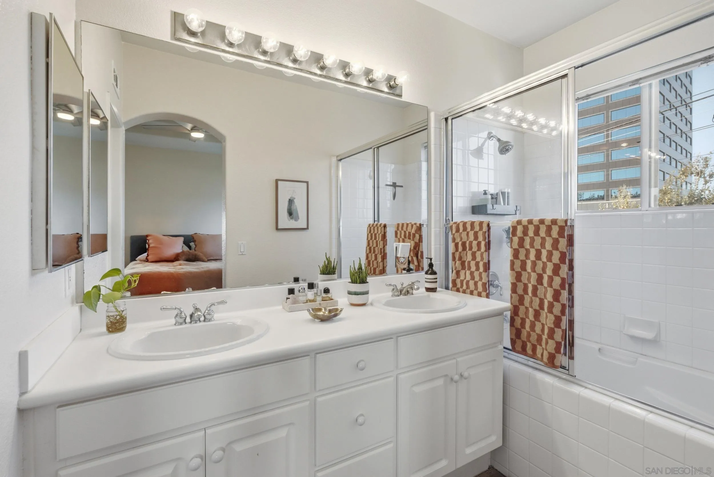https://cdn.realtyfeed.com/cdn/127/260021981/4a6220768fba08e92532a27cde06ab93.webp