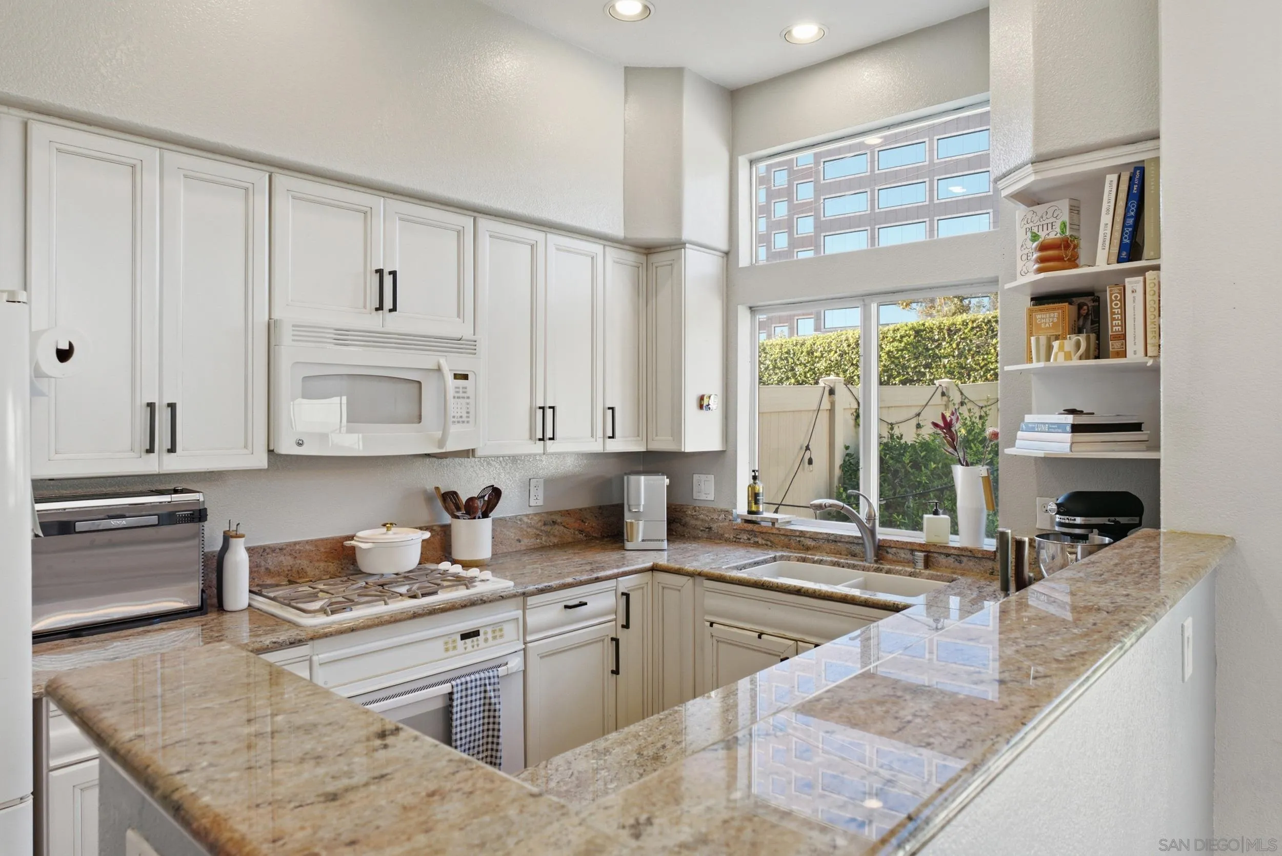 https://cdn.realtyfeed.com/cdn/127/260021981/5bd249ed406ff27cfa4fb9bd2185e070.webp