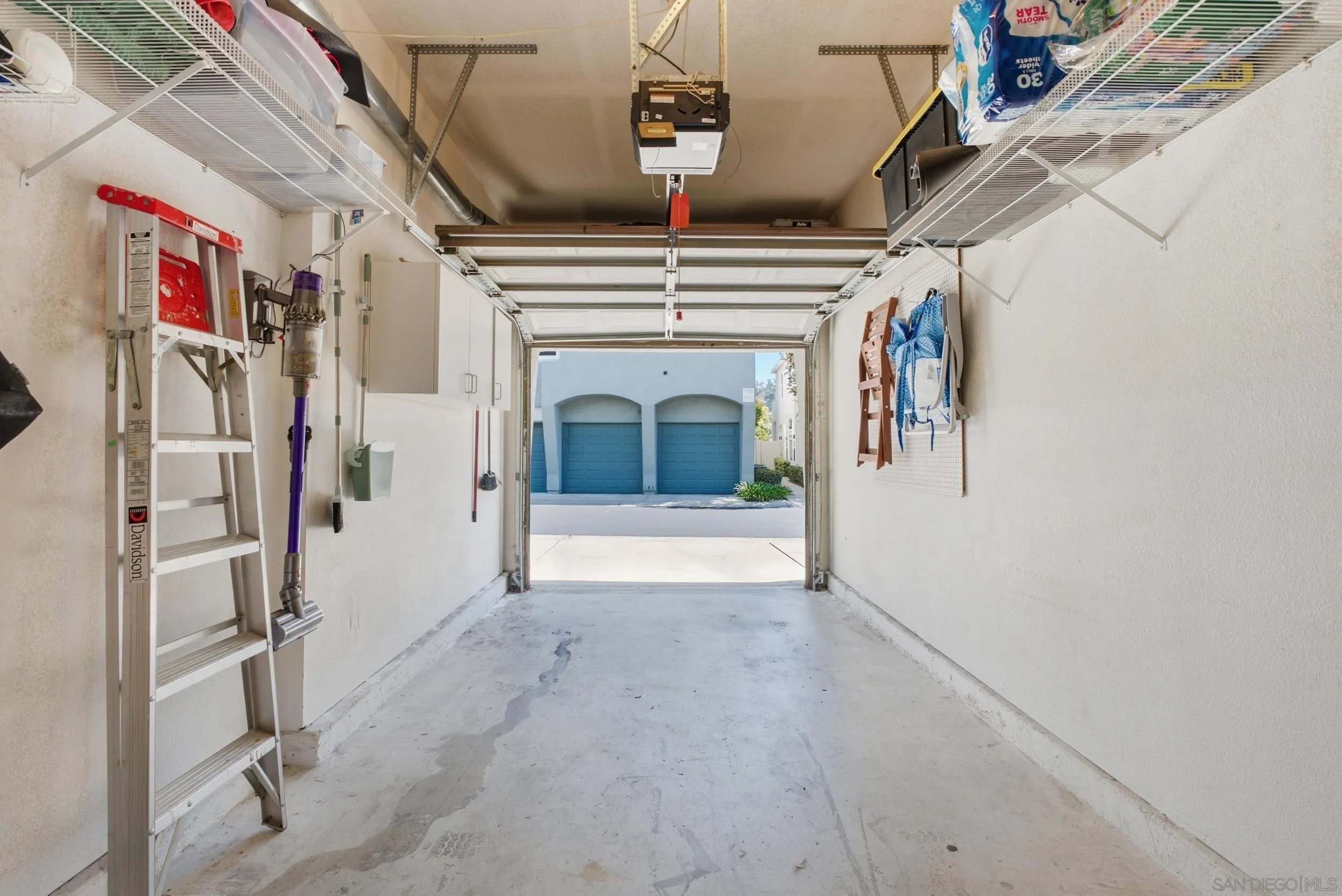 https://cdn.realtyfeed.com/cdn/127/260021981/7d5ba0122e3c1bc5e7e456ec75c9fc1c.webp
