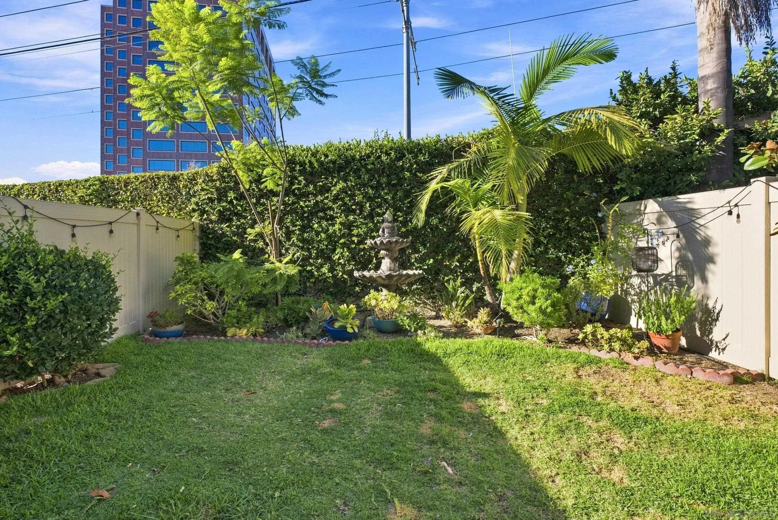 https://cdn.realtyfeed.com/cdn/127/260021981/dedd8fd6dec8510f3c260d242fef5c5e.webp