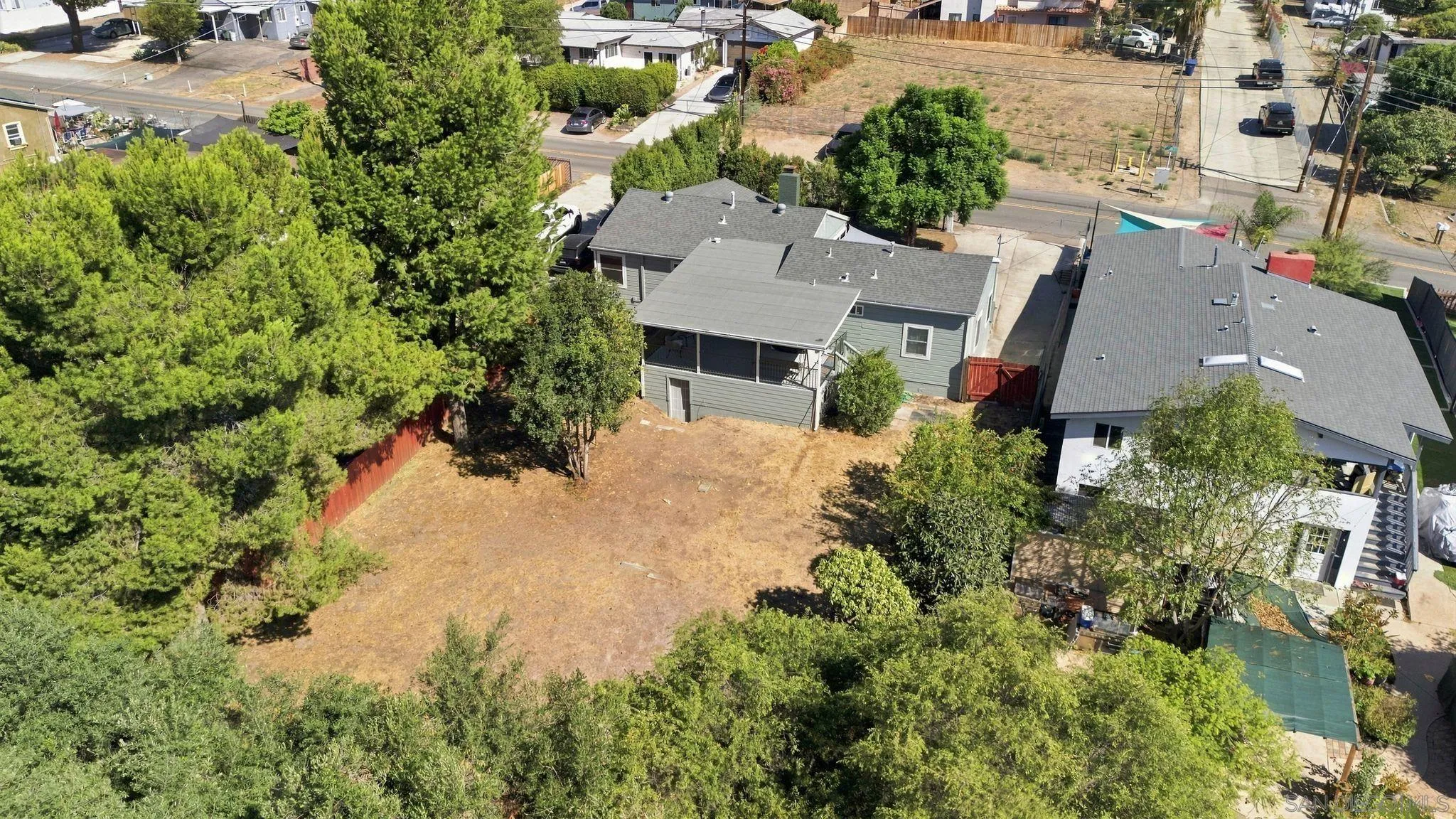 https://cdn.realtyfeed.com/cdn/127/260021994/3c89d65f1618720f7302f3b8500eb1a4.webp