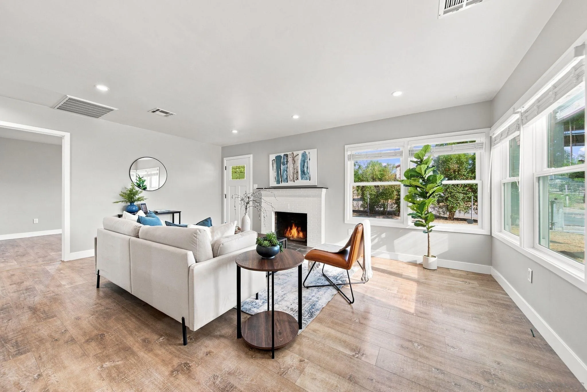 https://cdn.realtyfeed.com/cdn/127/260021994/58b7b00c79c1c22faafff3233778c200.webp