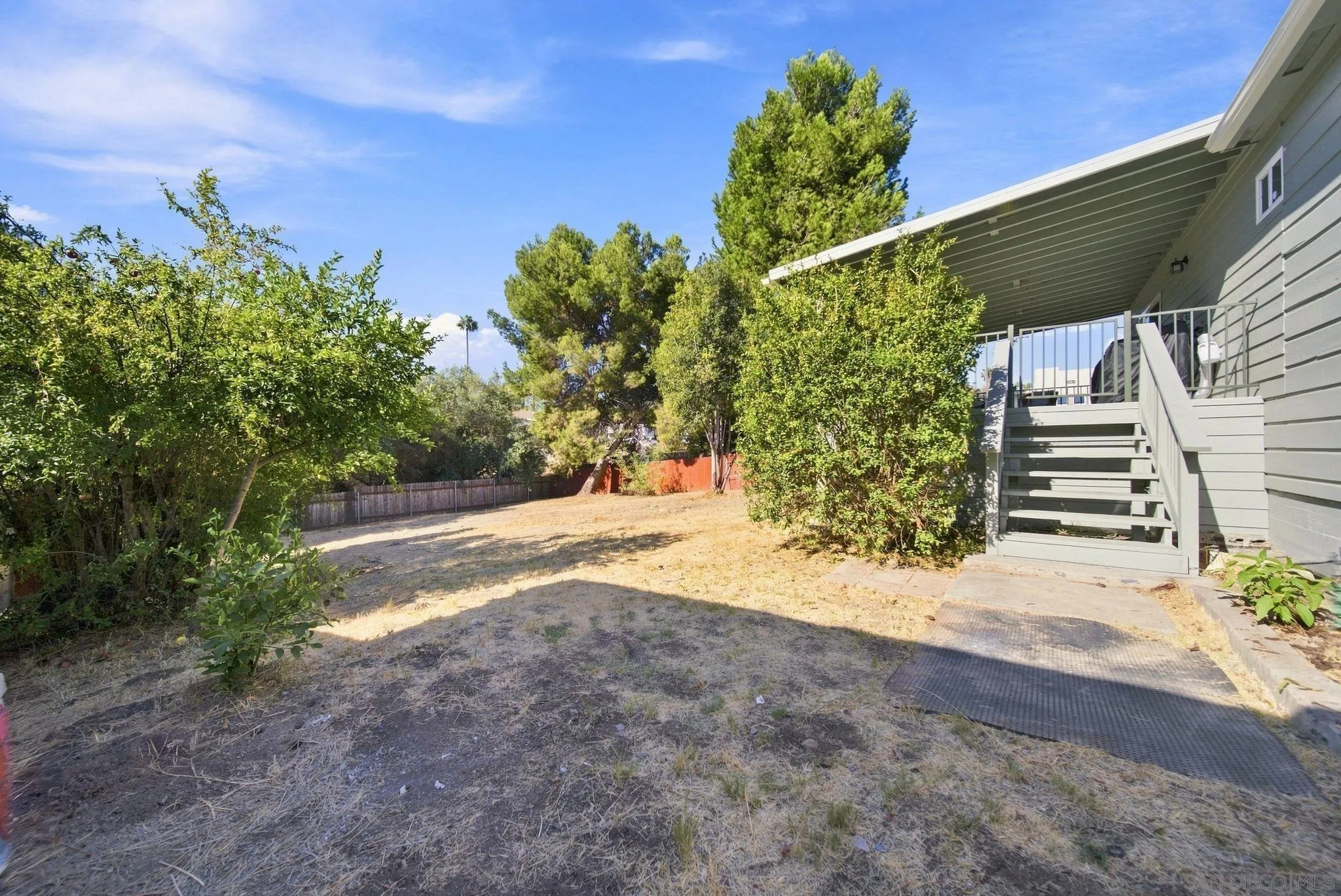 https://cdn.realtyfeed.com/cdn/127/260021994/99731a962cb9863572b575791b921c61.webp