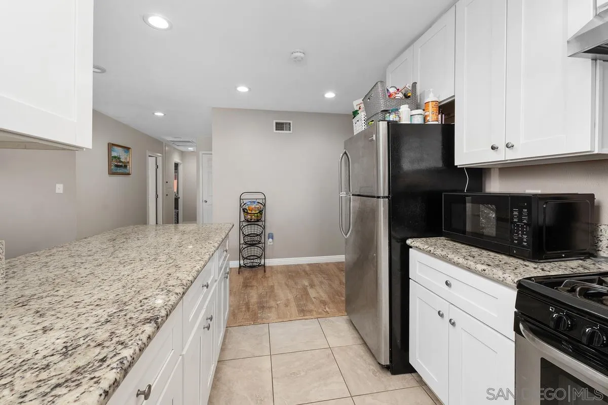https://cdn.realtyfeed.com/cdn/127/260021996/70d4ecc46f62559a6efa00971dbfedf3.webp