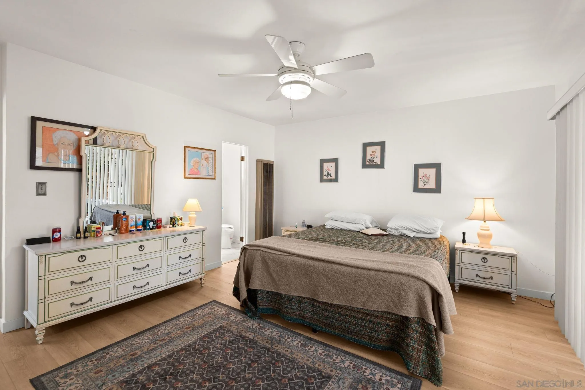 https://cdn.realtyfeed.com/cdn/127/260021999/40751506aa8615a8f3baec4bf95af880.webp