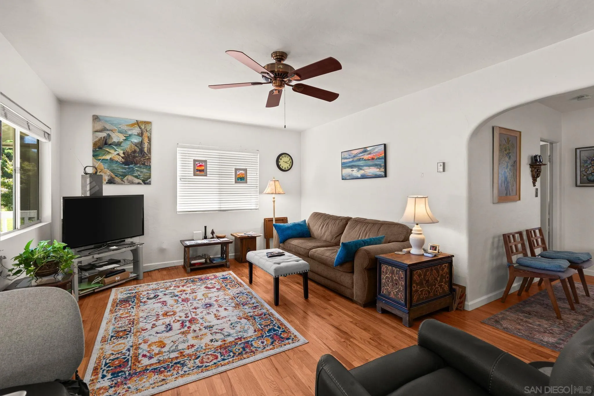 https://cdn.realtyfeed.com/cdn/127/260021999/703eae8cae8ab9374298ad32088a1ffe.webp