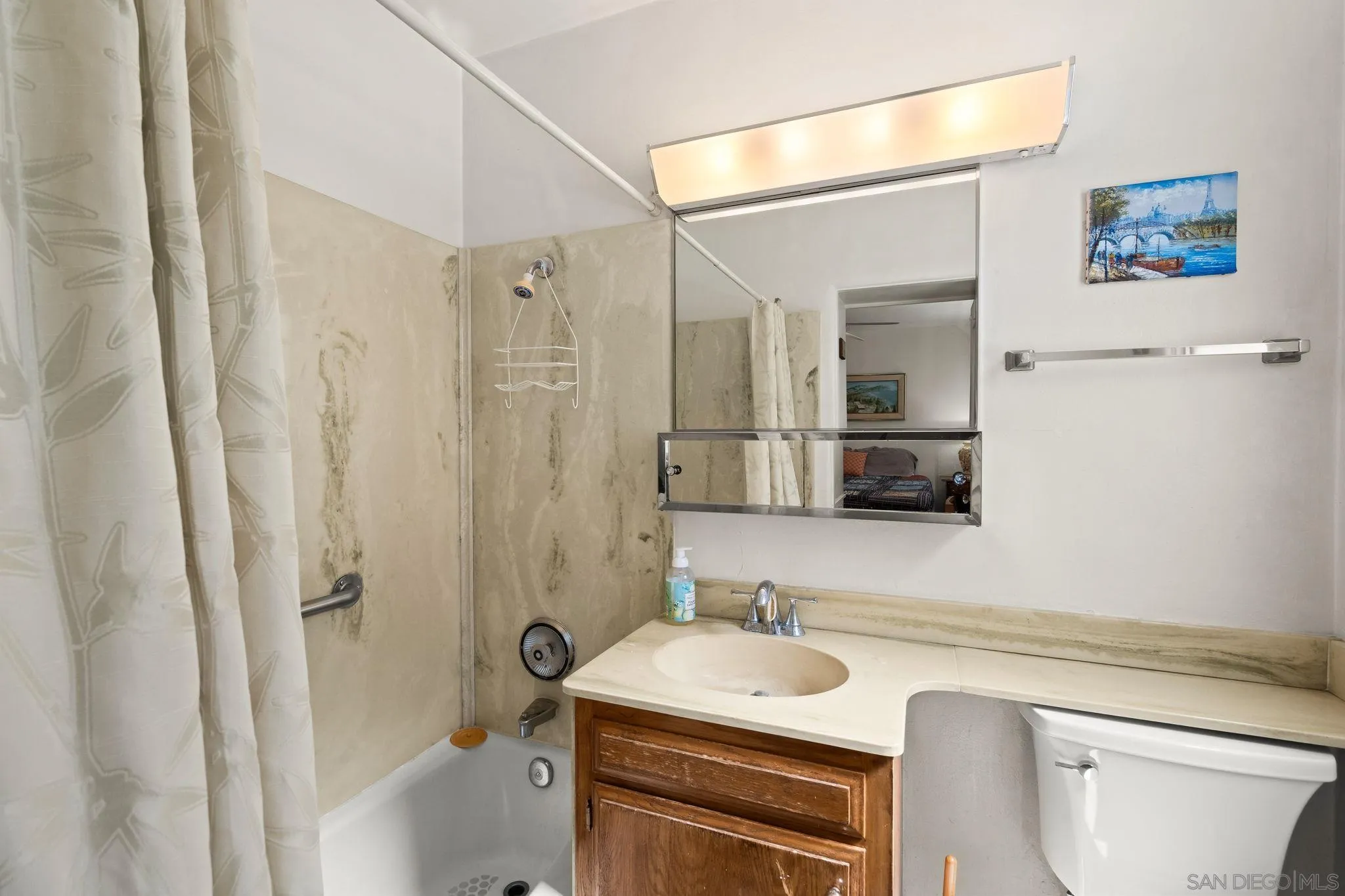 https://cdn.realtyfeed.com/cdn/127/260021999/a8674290838d6c7a9c866f14fc28c562.webp