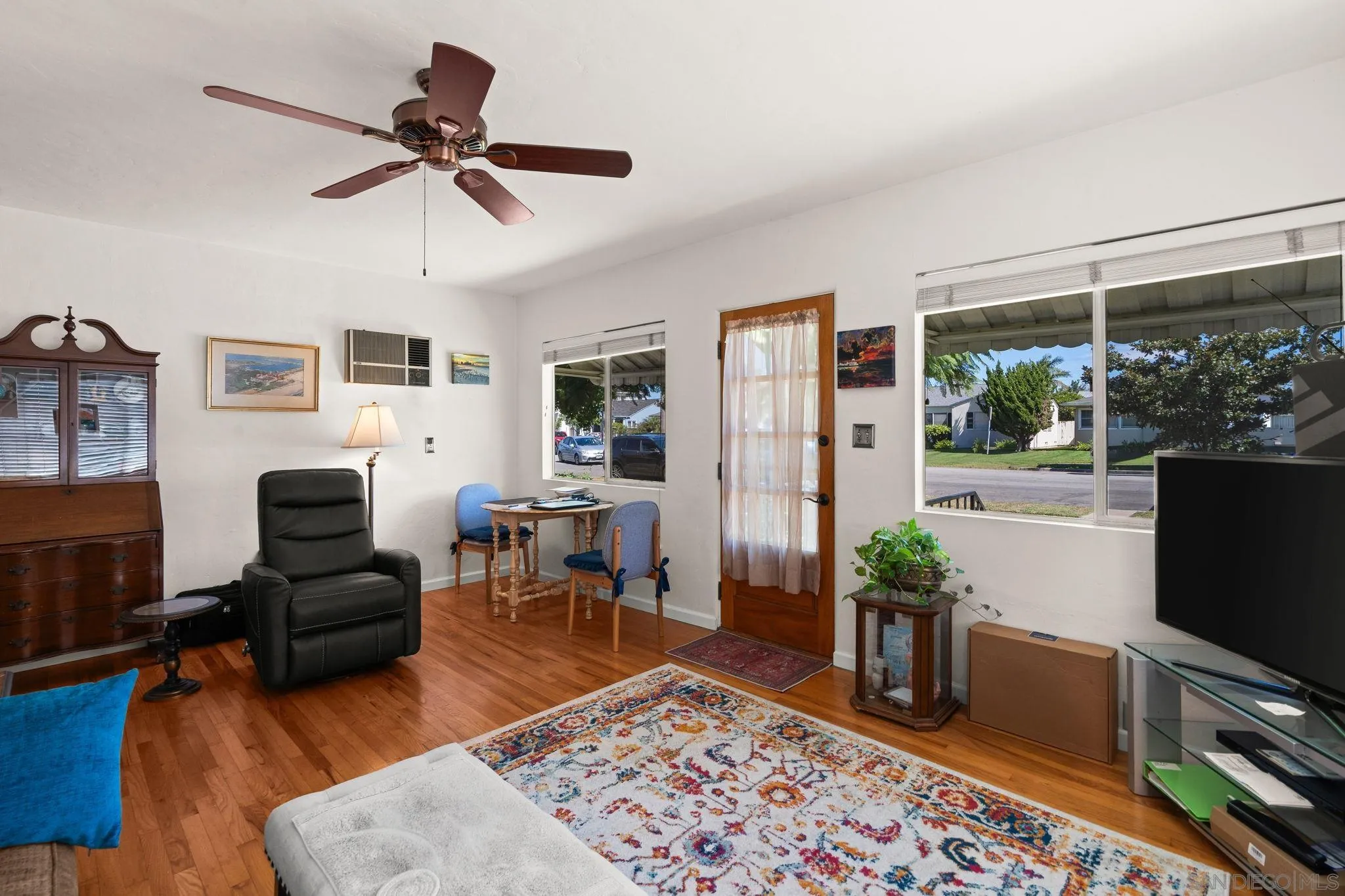 https://cdn.realtyfeed.com/cdn/127/260021999/efb162516dcca3868b6862c6b426c6e8.webp