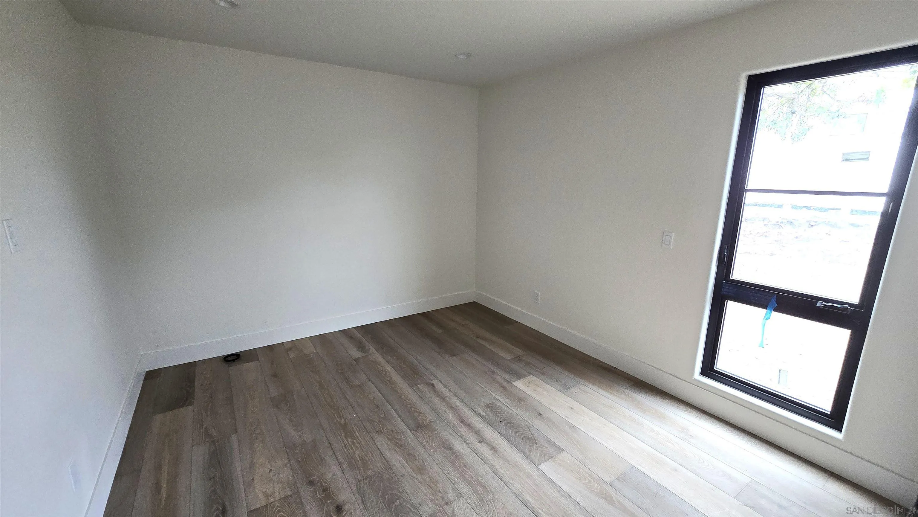 https://cdn.realtyfeed.com/cdn/127/2600220/6820d8ce40278b13f959abece0d9ce64.webp