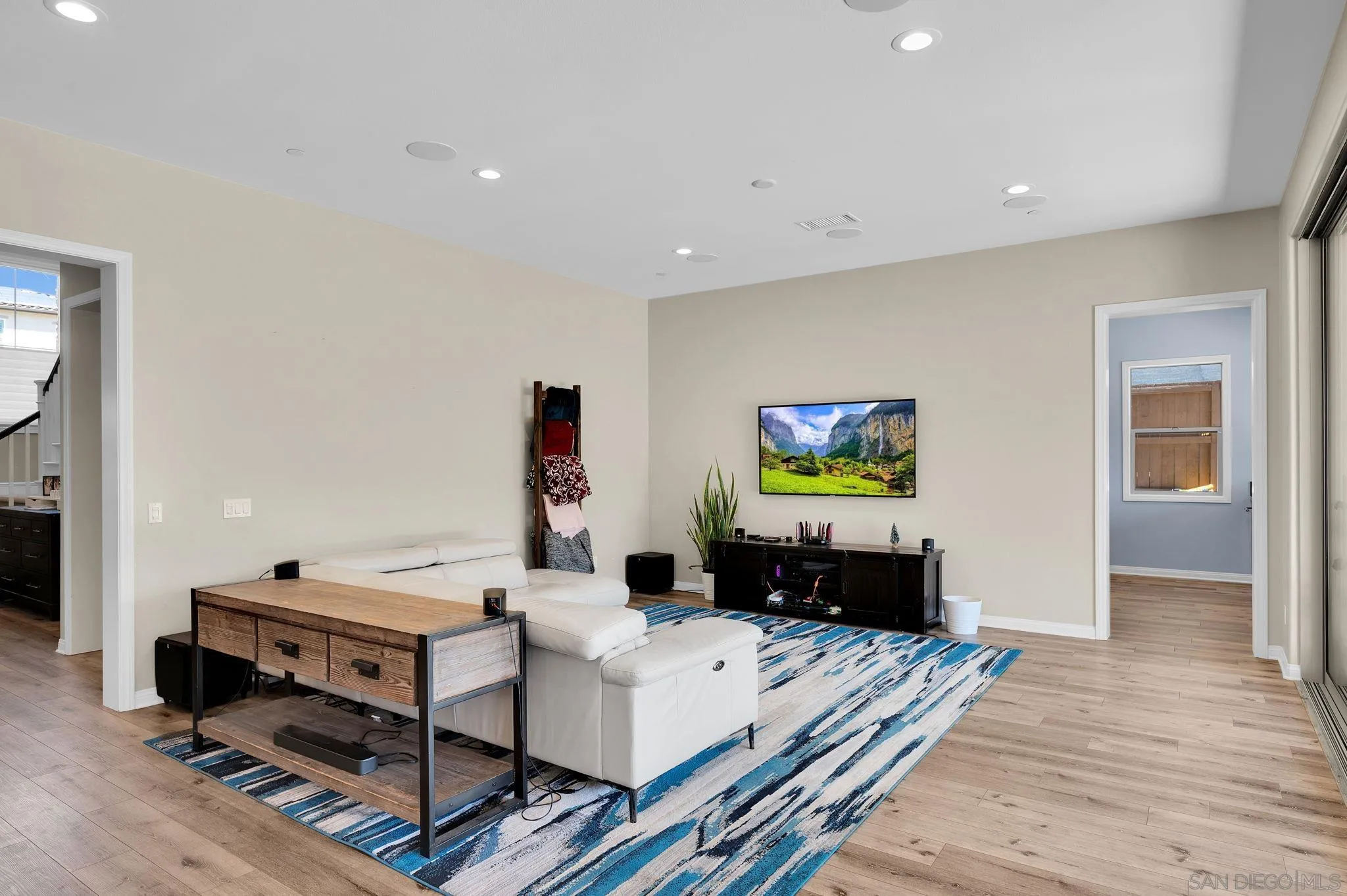 https://cdn.realtyfeed.com/cdn/127/260022003/19a70ba77cb862eb0dd5a3810acfbad5.webp