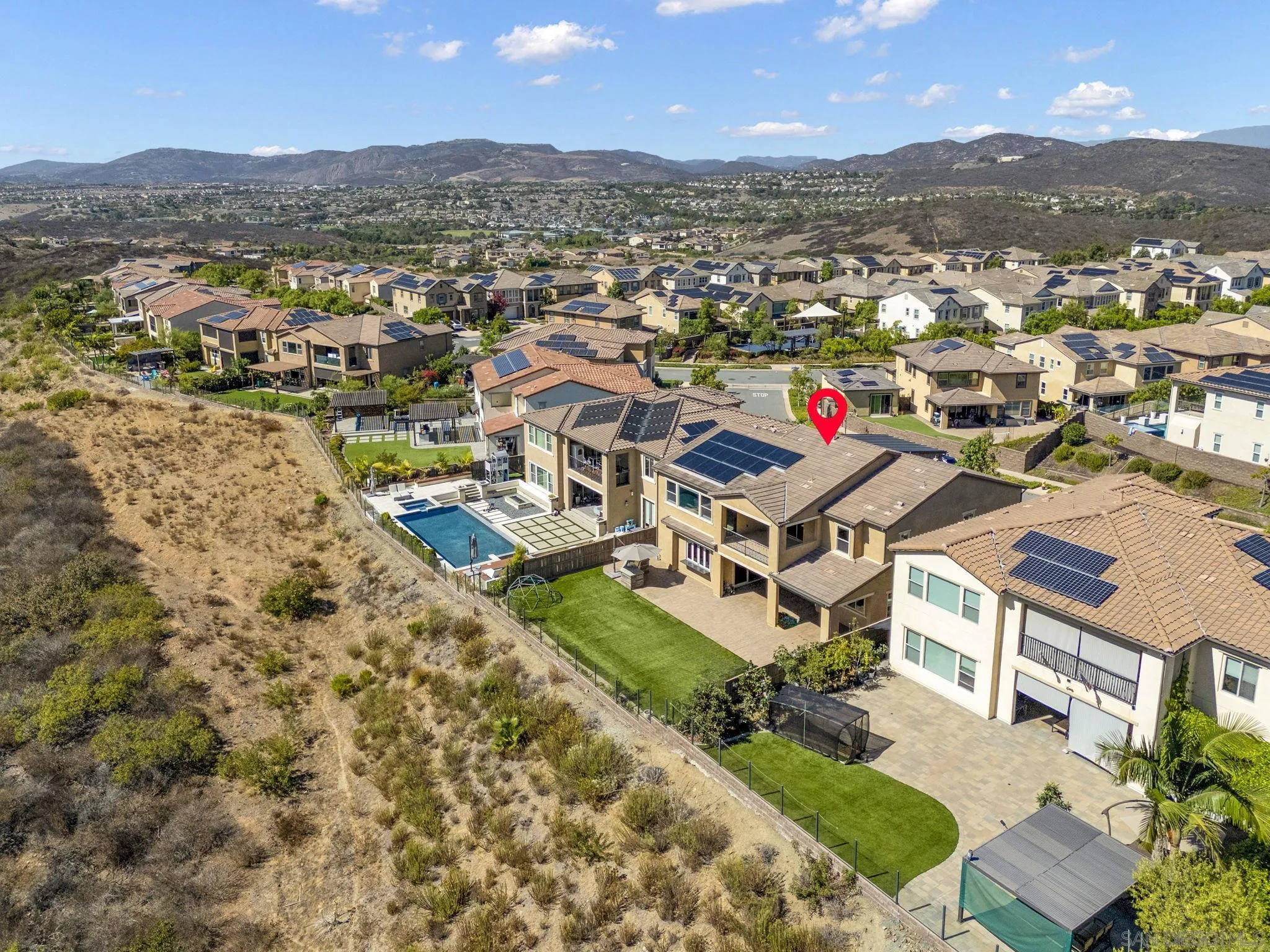 https://cdn.realtyfeed.com/cdn/127/260022003/26e144298e1c51f7b86bf2b193faba7a.webp