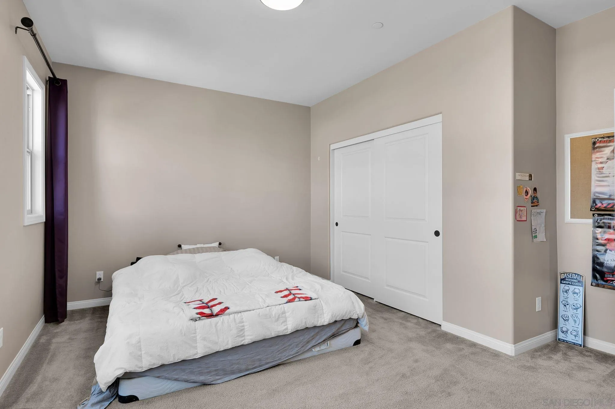 https://cdn.realtyfeed.com/cdn/127/260022003/2773e92687b5d688f0a04dd356d65fcc.webp