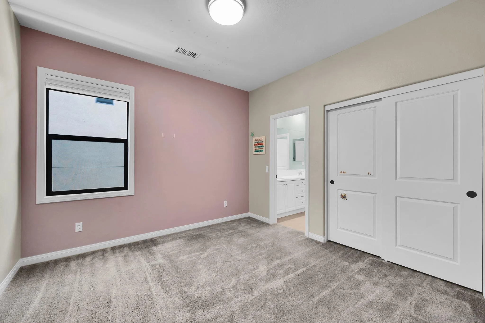 https://cdn.realtyfeed.com/cdn/127/260022003/4e30abc961cbe9768d461cbf8ba2e856.webp