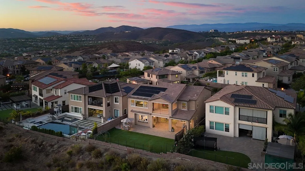 https://cdn.realtyfeed.com/cdn/127/260022003/88bc8708e3d6fb51c6943e63d246f977.webp