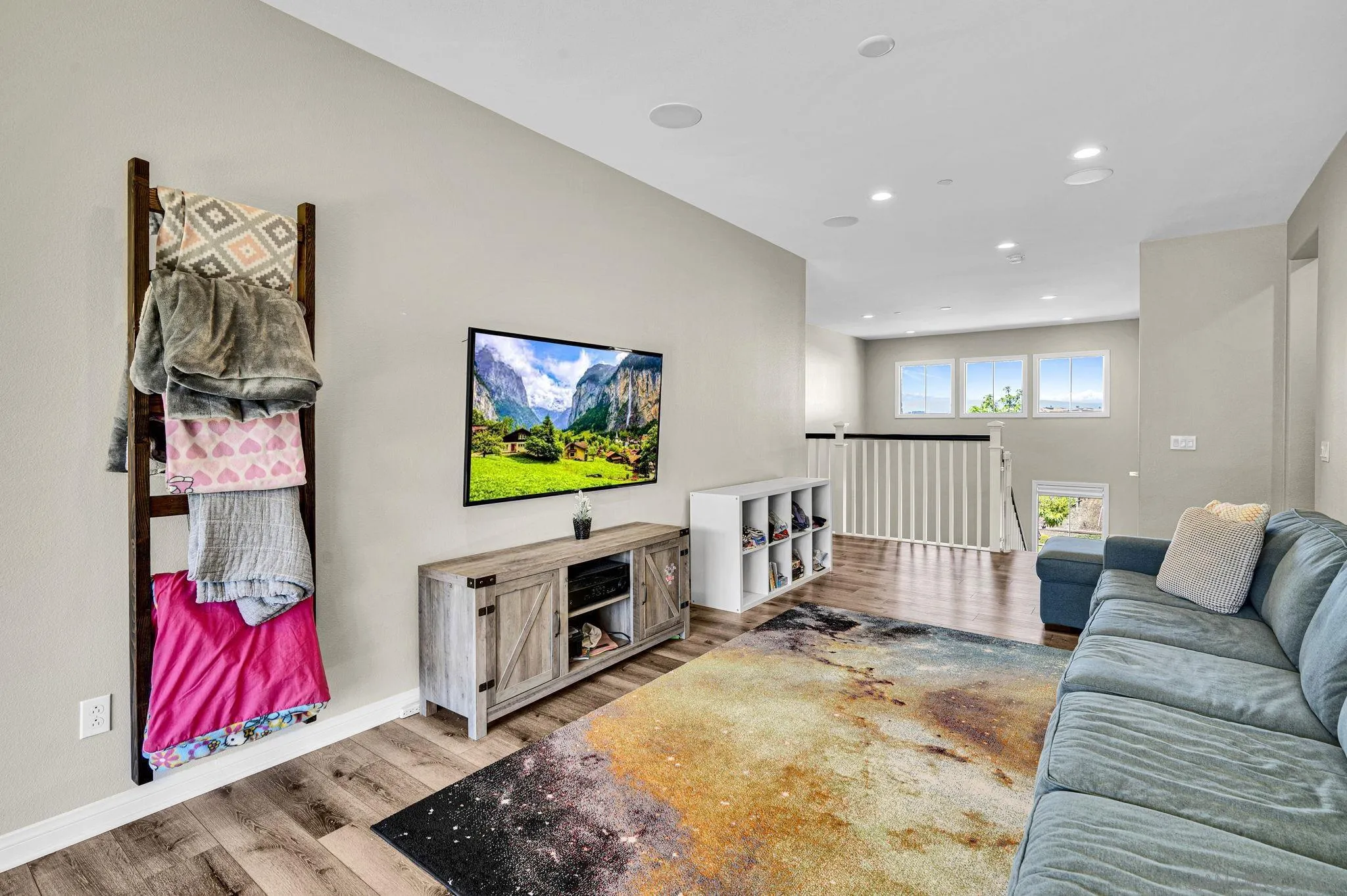https://cdn.realtyfeed.com/cdn/127/260022003/8ef24269eb7250f403125ddbafbd424b.webp