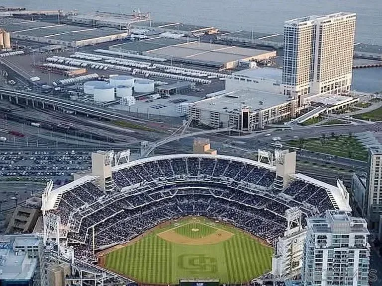 San Diego, CA 92101