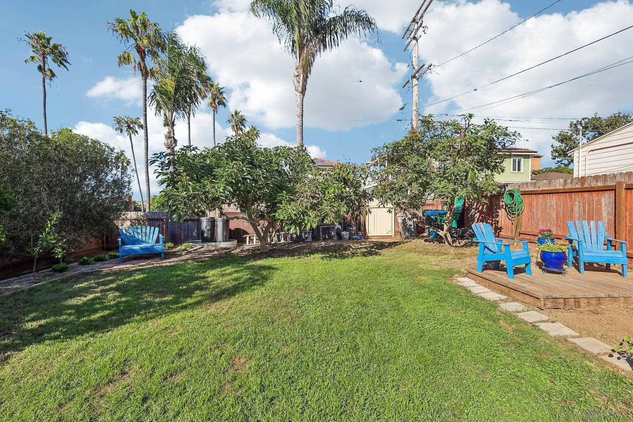https://cdn.realtyfeed.com/cdn/127/260022010/137487114a4c2ea8197e5f50b4762436.webp