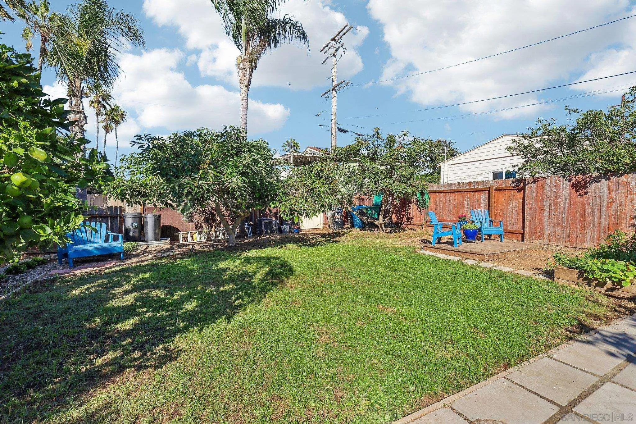 https://cdn.realtyfeed.com/cdn/127/260022010/188f0196f6f22183175fa6b30c55ce1a.webp