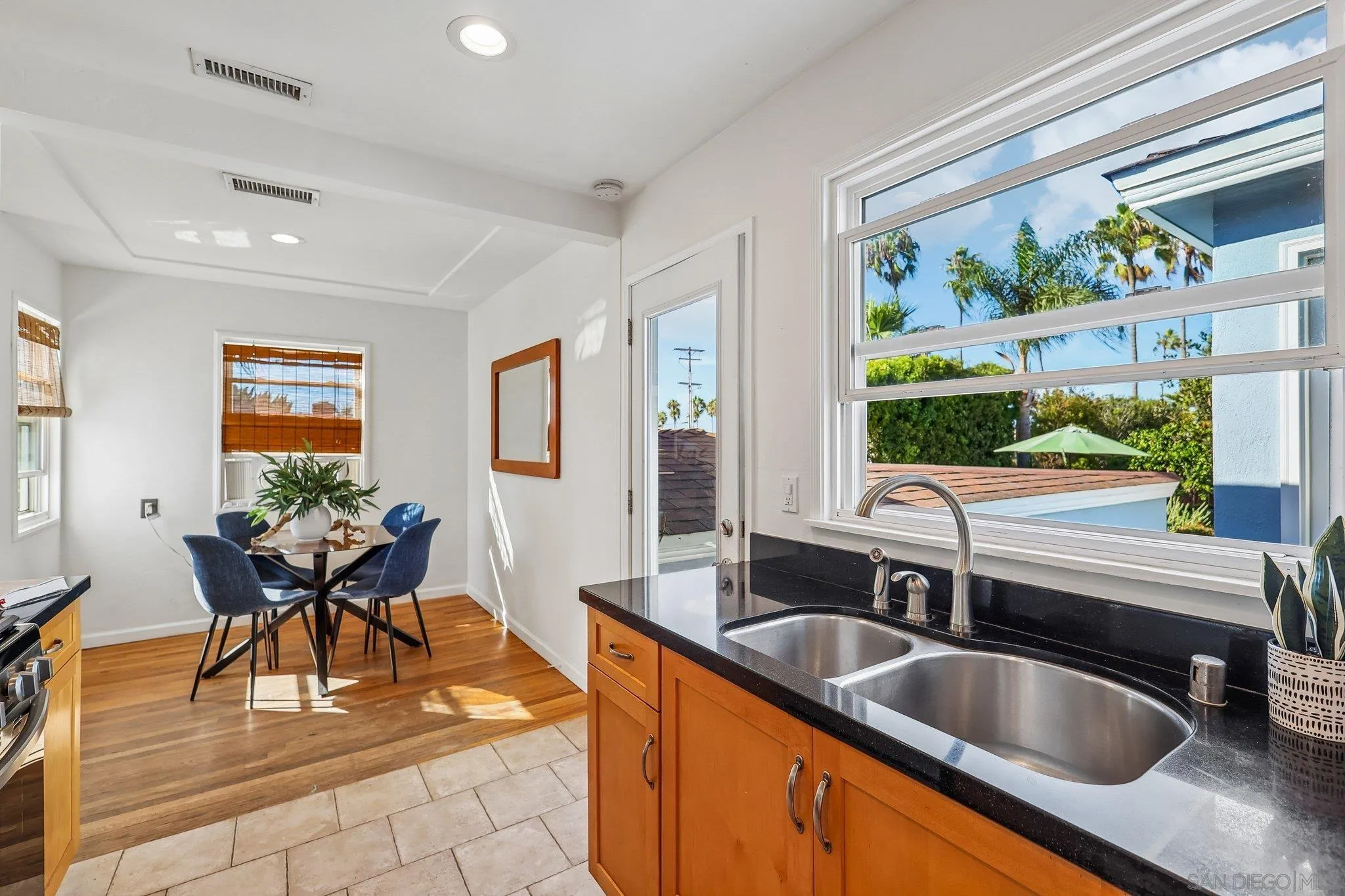 https://cdn.realtyfeed.com/cdn/127/260022010/7177345caa5461afc41b32e4bb30c883.webp