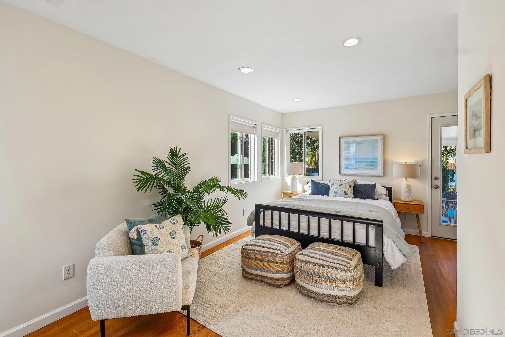 https://cdn.realtyfeed.com/cdn/127/260022010/933c3a9d70b1092624b9e11b2c5aa5c1.webp