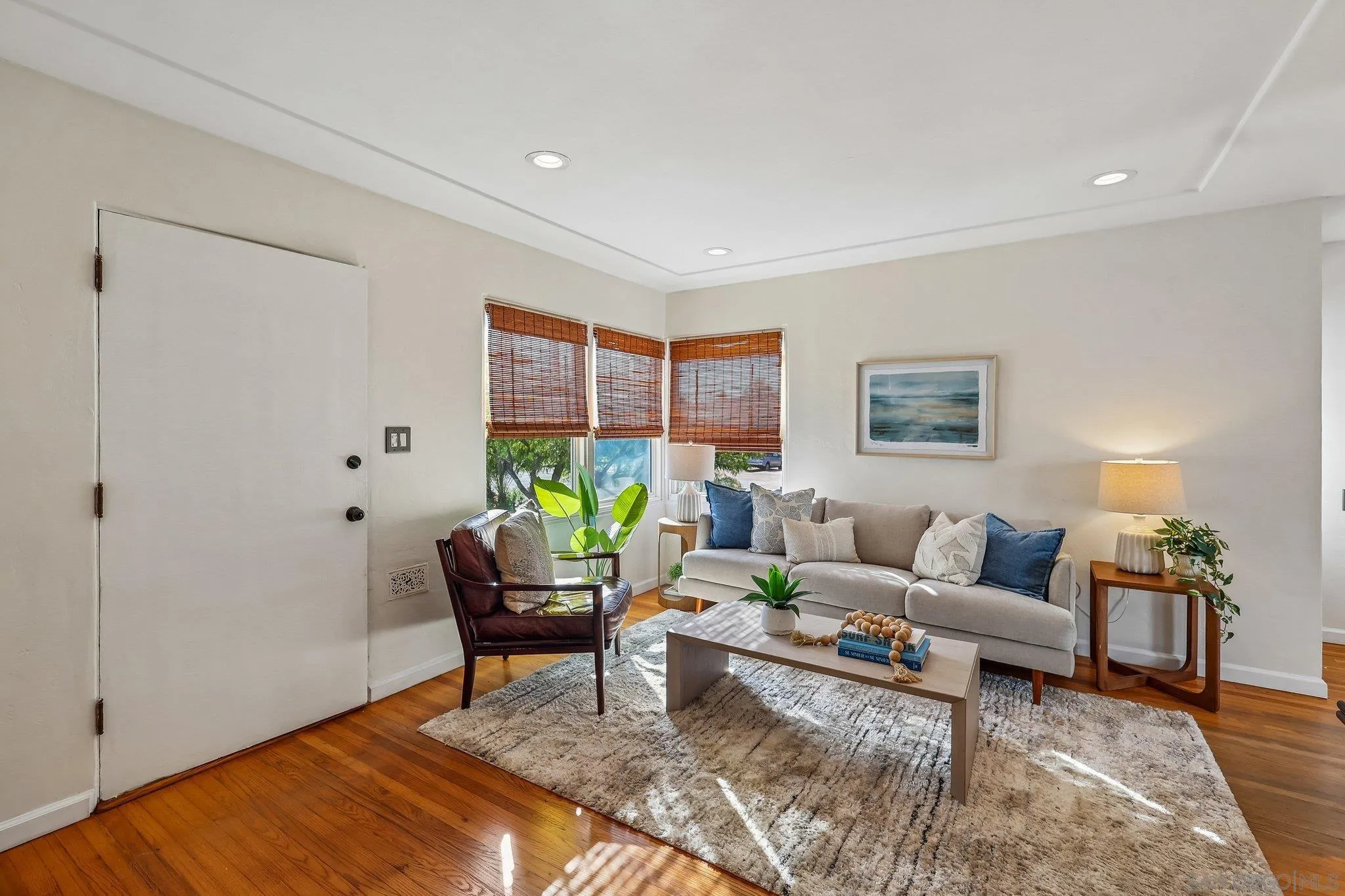 https://cdn.realtyfeed.com/cdn/127/260022010/ddd4cd9422e1642794417d102f456428.webp