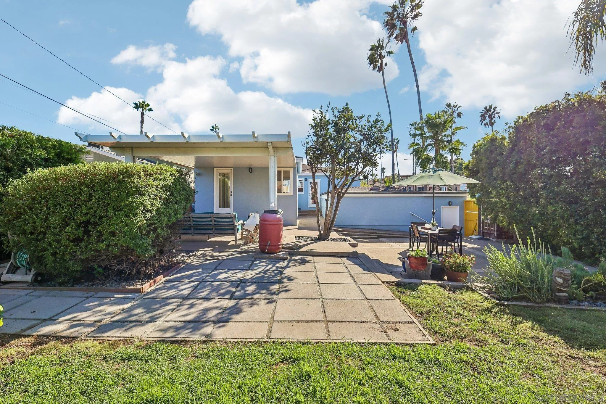 https://cdn.realtyfeed.com/cdn/127/260022010/f8fdd26c107312204dc9e8dc119e1f23.webp