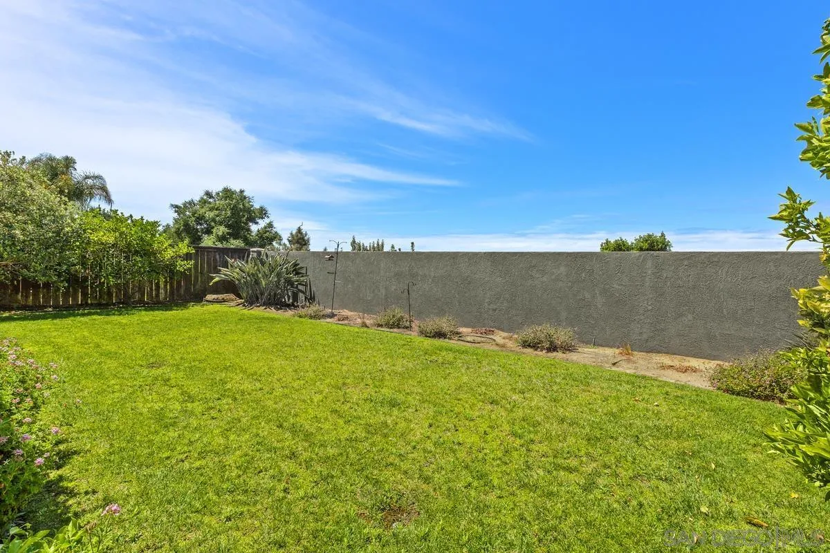 https://cdn.realtyfeed.com/cdn/127/260022015/87db31b85b2033a5f2252c3c76c1edf2.webp