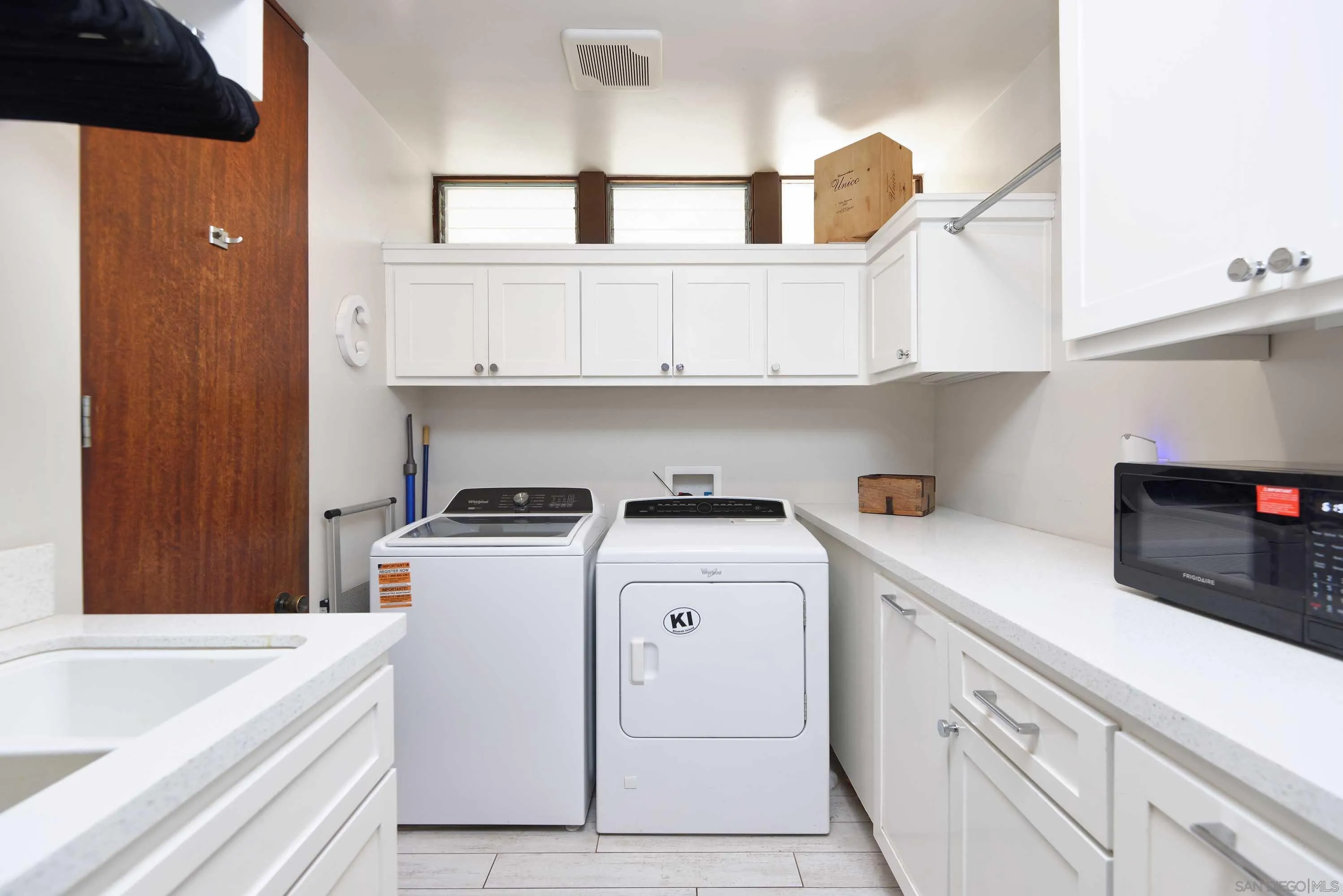 https://cdn.realtyfeed.com/cdn/127/260022016/37c86b3a68bea8ff070c8468e936e710.webp