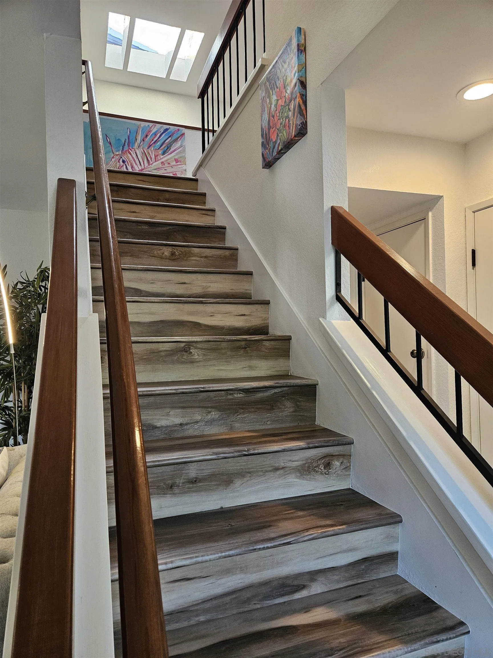 https://cdn.realtyfeed.com/cdn/127/260022019/e9ff31ba353a3cefdeb0e297ca92a9ae.webp