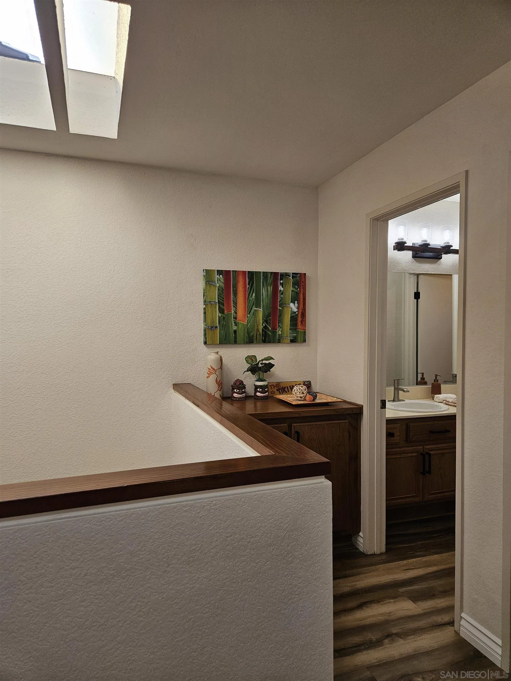 https://cdn.realtyfeed.com/cdn/127/260022019/f51d7a7db55779c9b9425d09fa7d11ed.webp