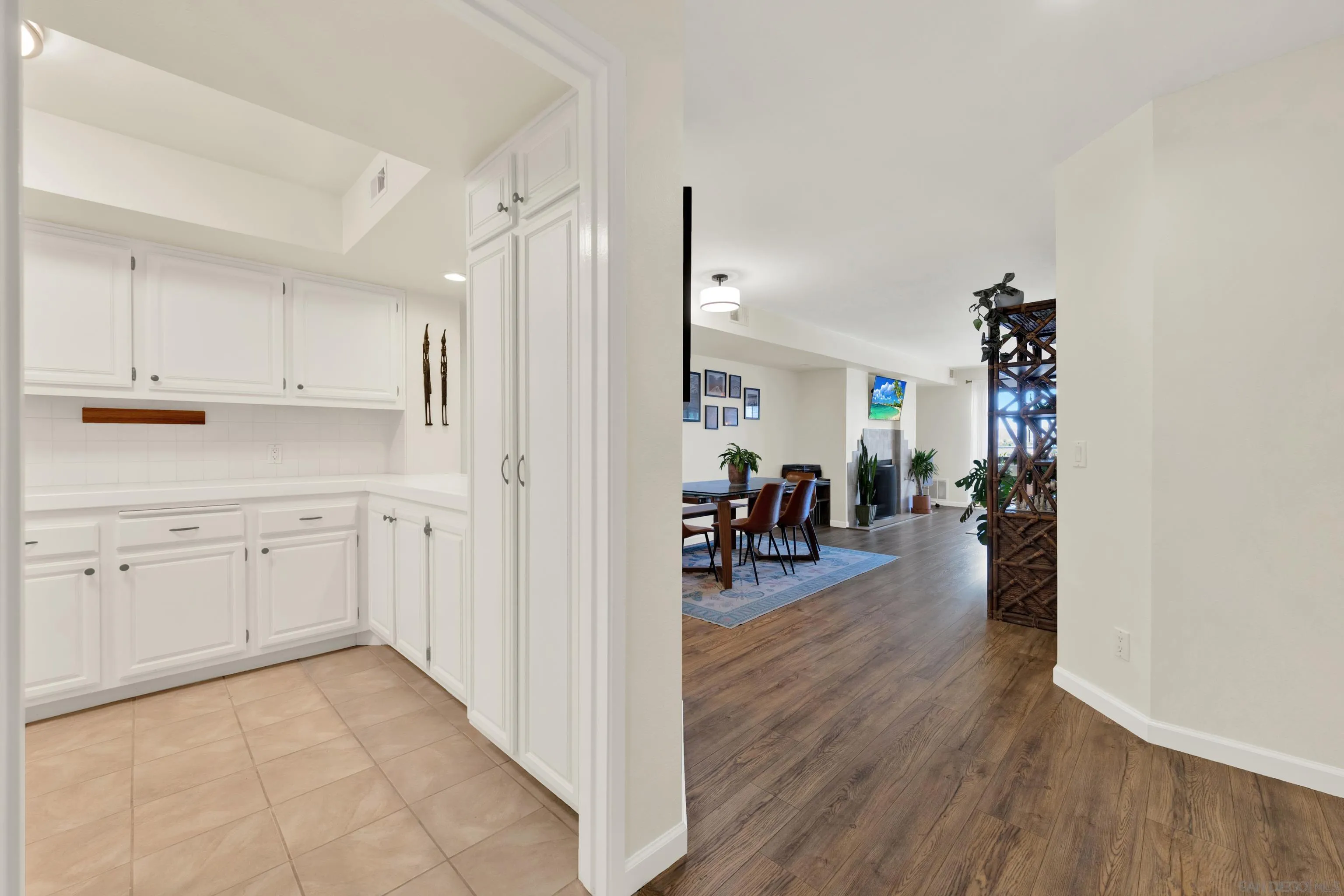 https://cdn.realtyfeed.com/cdn/127/260022021/2e66080631cd59f2df0ba1d4e3f5eae8.webp