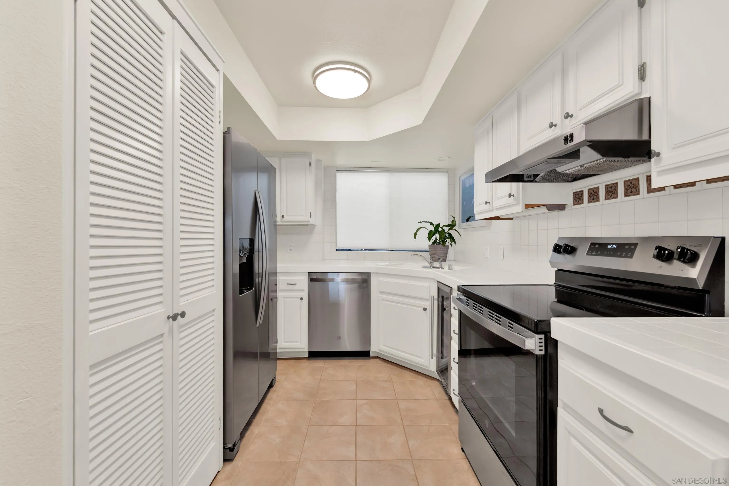 https://cdn.realtyfeed.com/cdn/127/260022021/8018293a429fa2076bcef5654ac63db3.webp