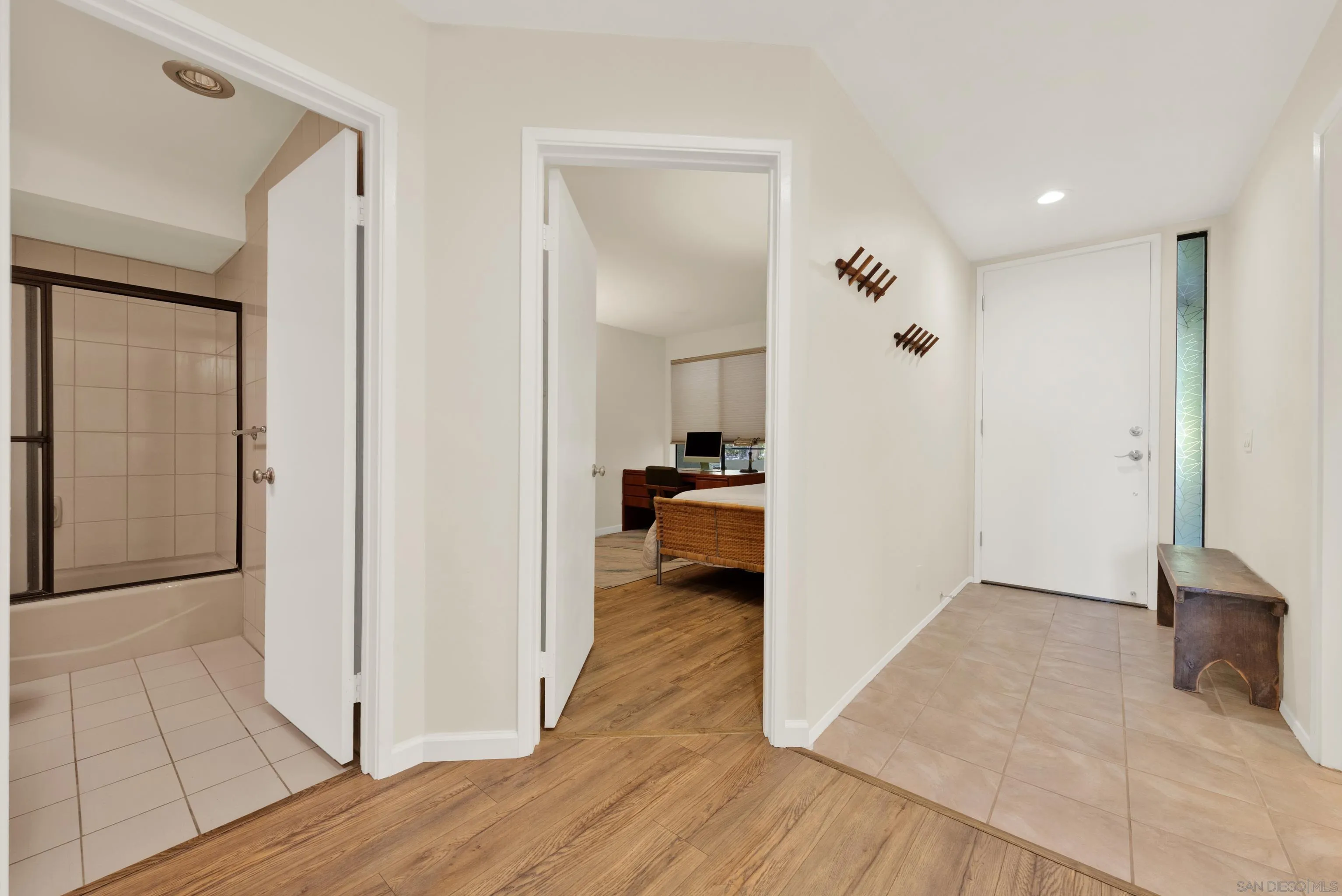 https://cdn.realtyfeed.com/cdn/127/260022021/bf3d1870afe82a8569e62bff2a67e847.webp