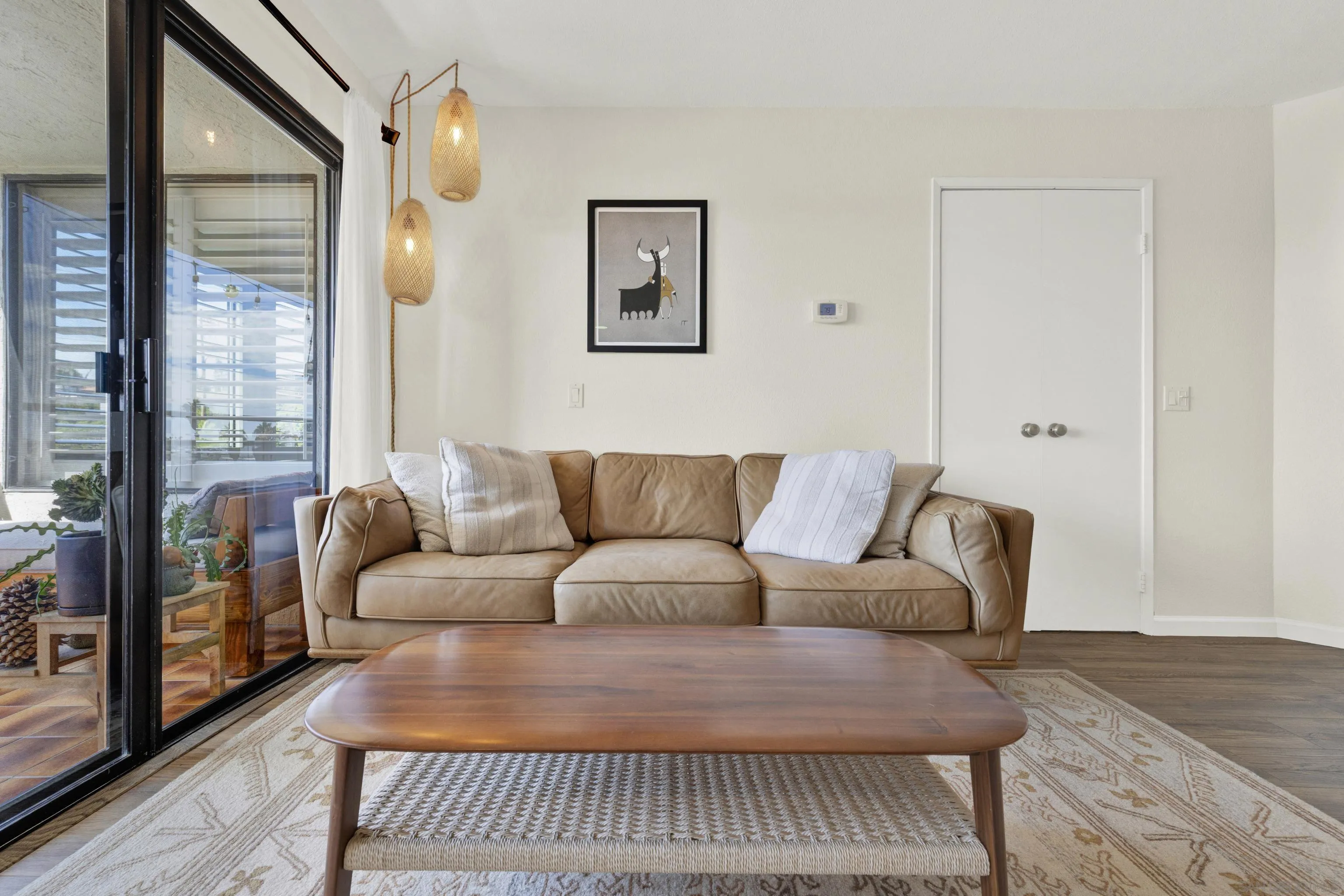 https://cdn.realtyfeed.com/cdn/127/260022021/f9af7c734a0777f3c202483385f276c5.webp