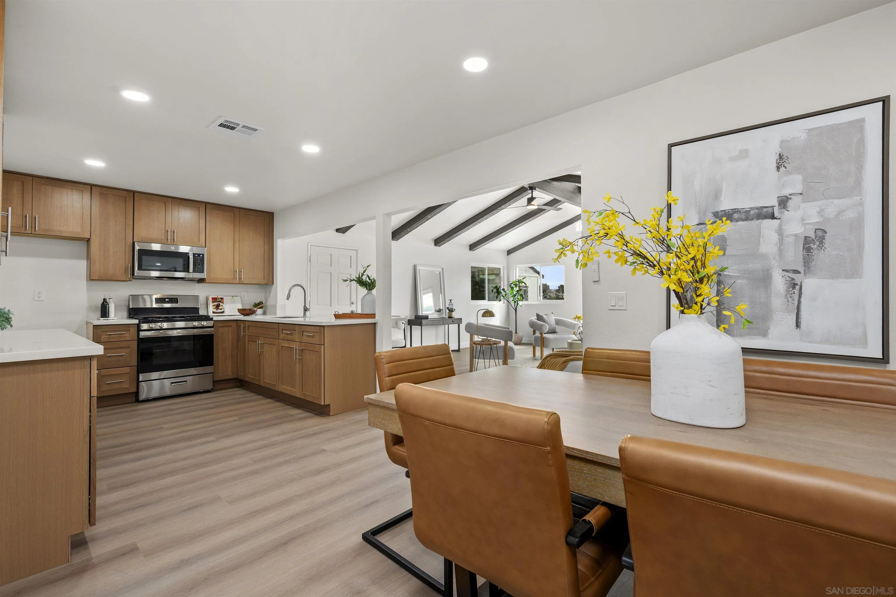 https://cdn.realtyfeed.com/cdn/127/260022024/0e4fe7189ca83d3f945b704b1b1aa4ec.webp