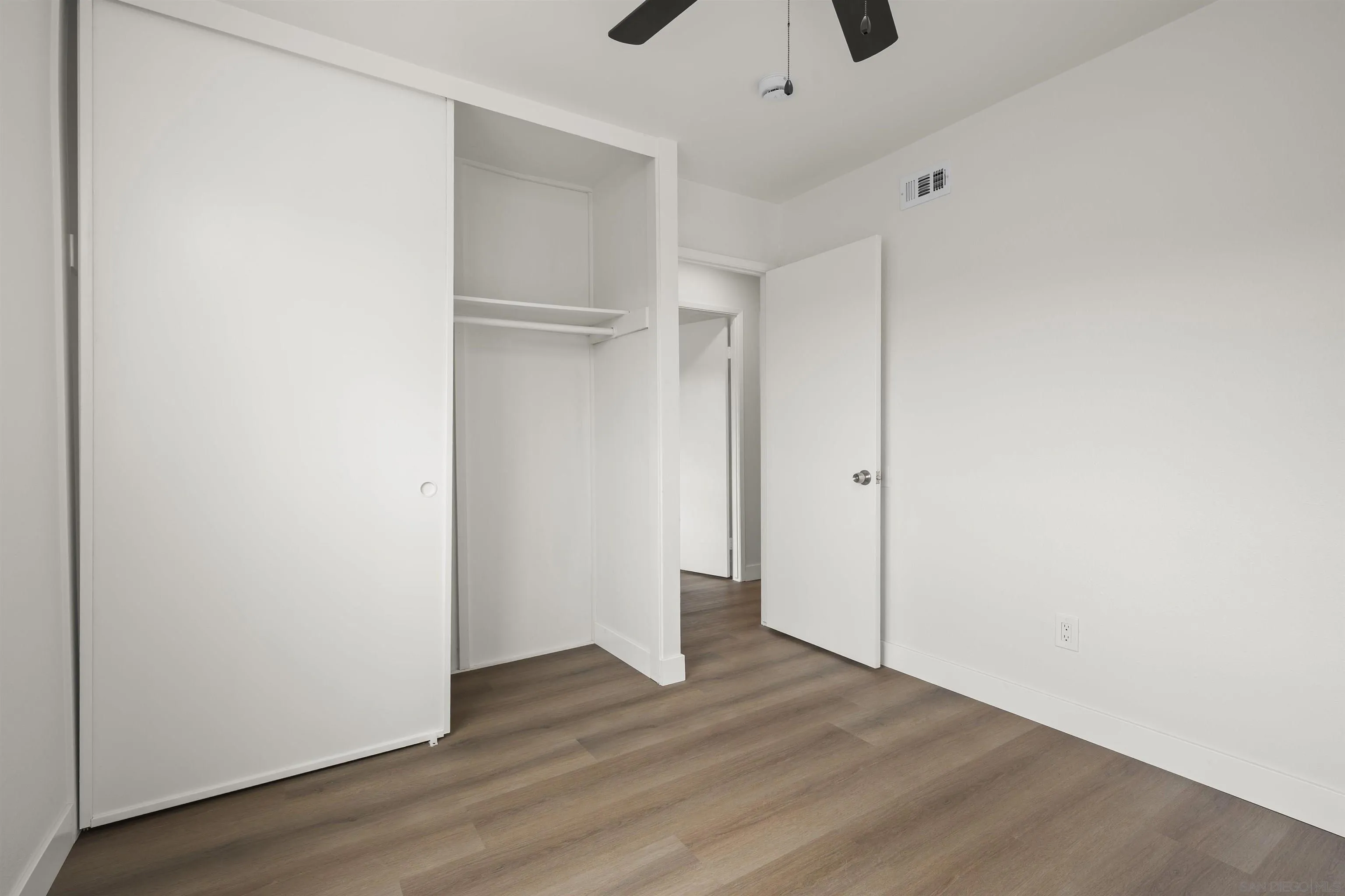 https://cdn.realtyfeed.com/cdn/127/260022024/4bcef402d5616cc330be5c418997bf60.webp